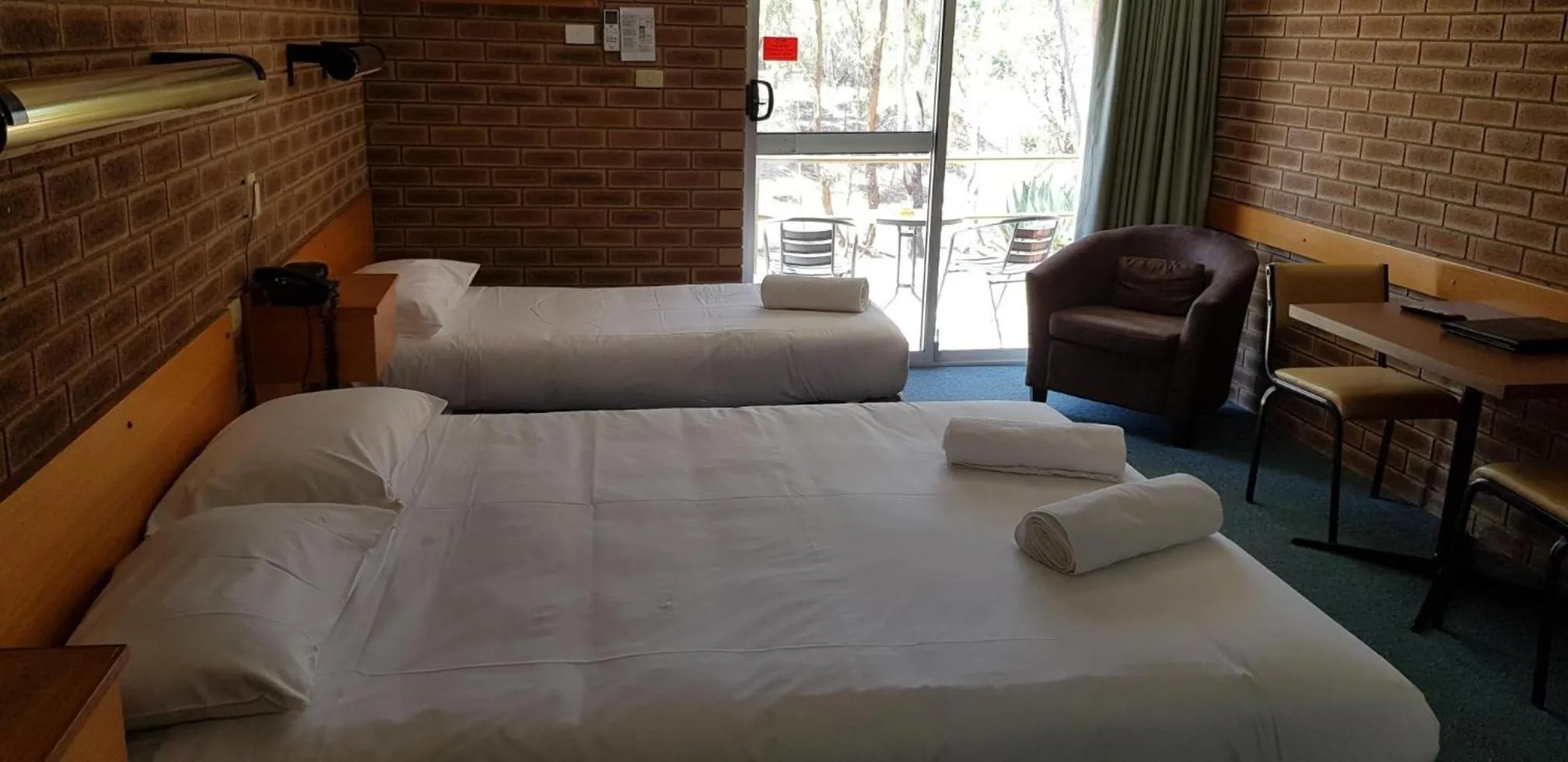 Bedroom, Bed in Corowa Golf Club Motel