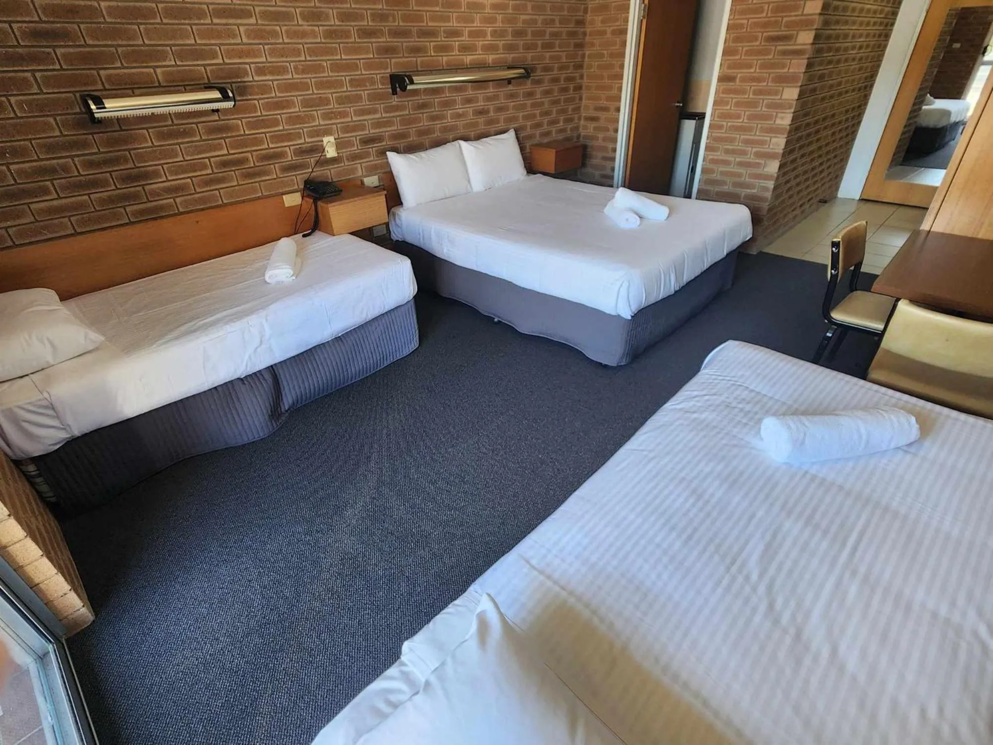 Bed in Corowa Golf Club Motel