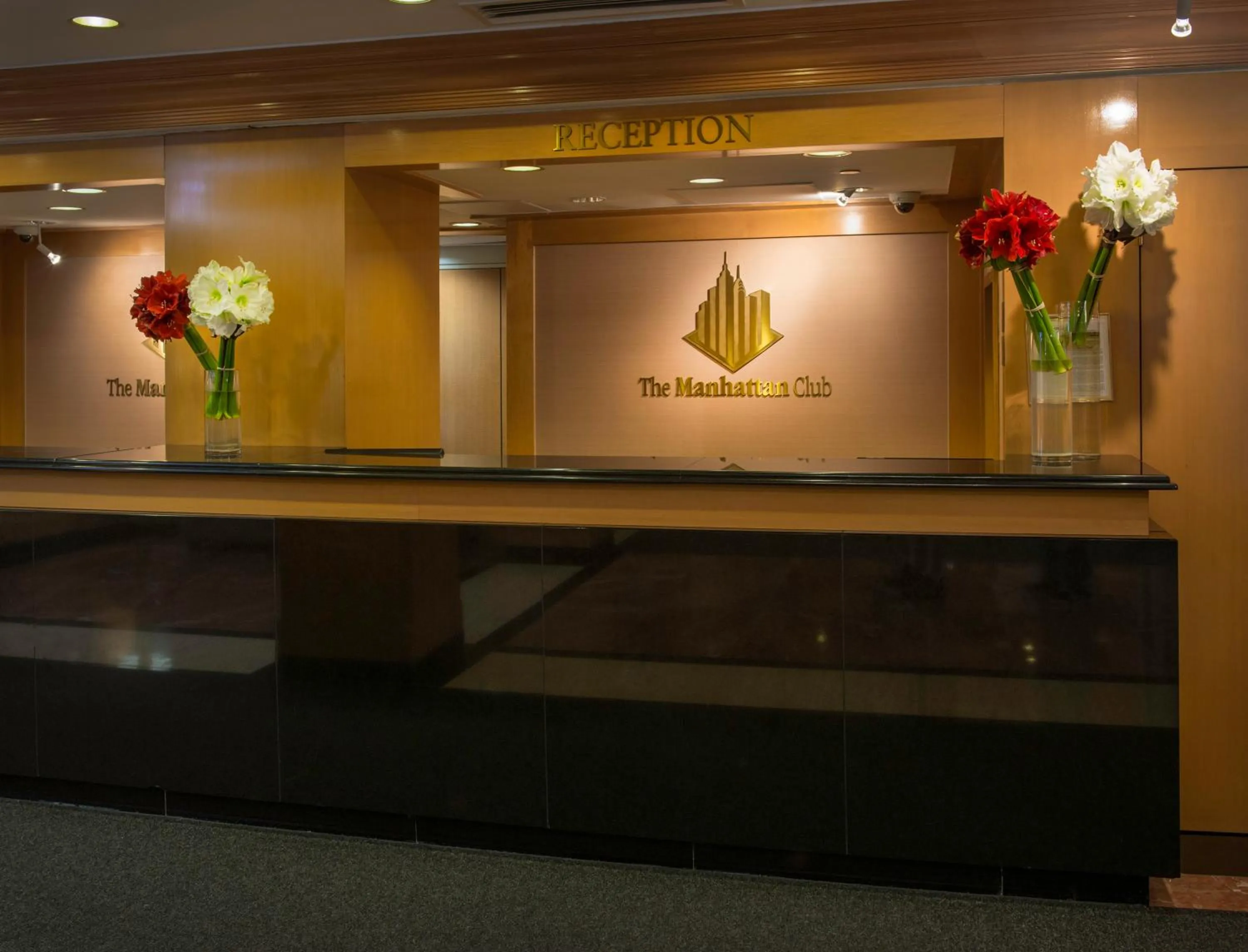 Lobby or reception in The Manhattan Club