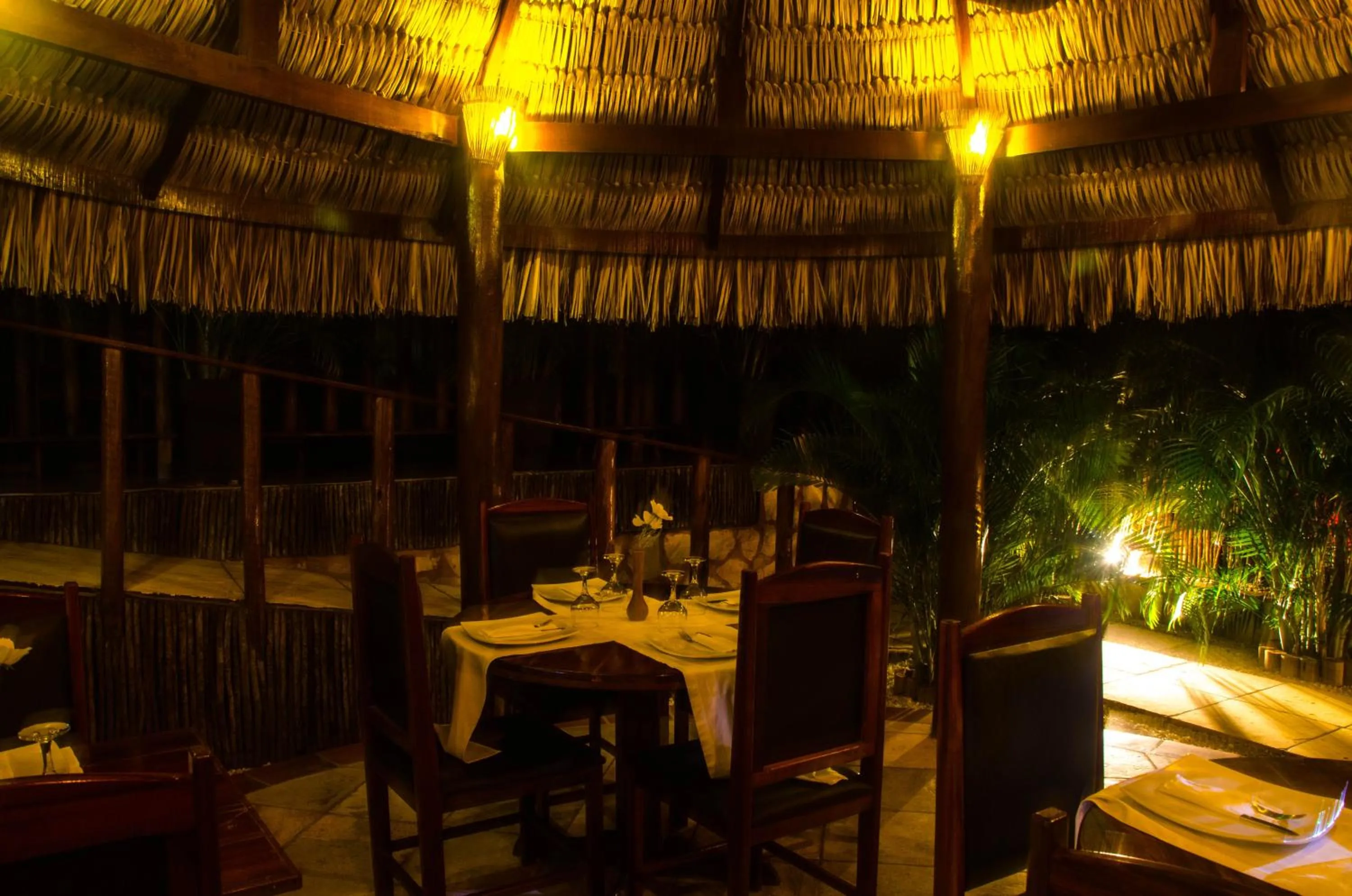 Restaurant/places to eat in Long Beach