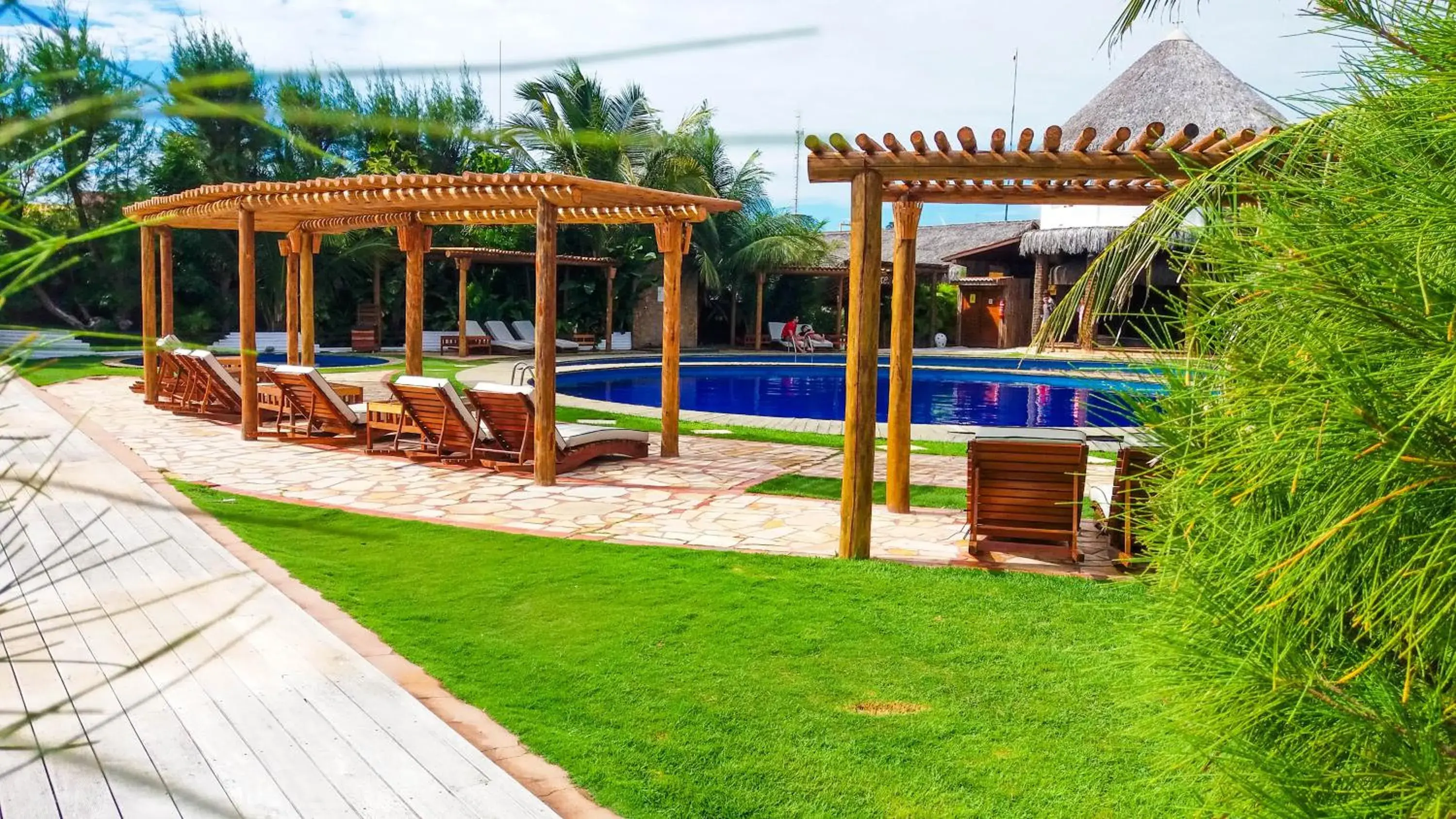 Pool view in Long Beach Pool view in Long Beach