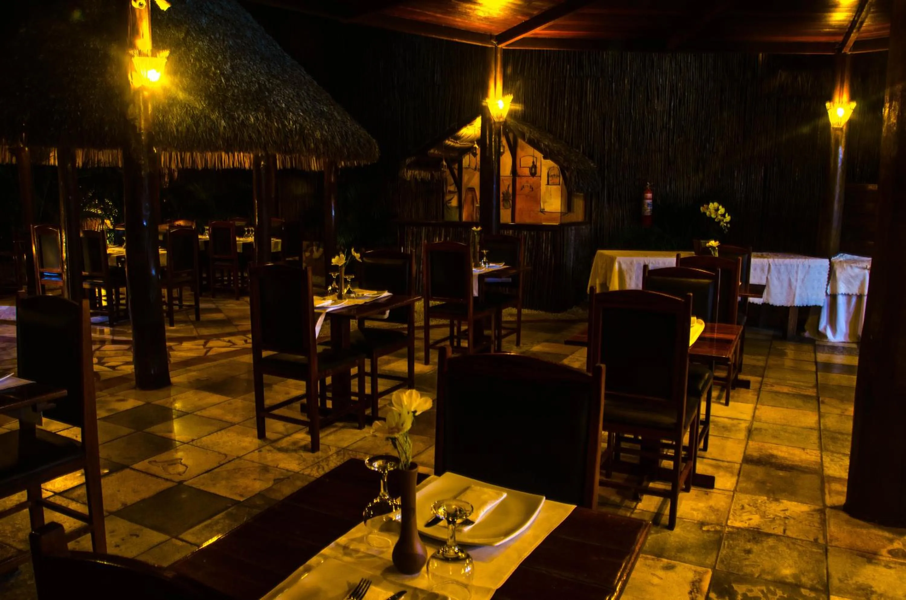 Restaurant/places to eat in Long Beach