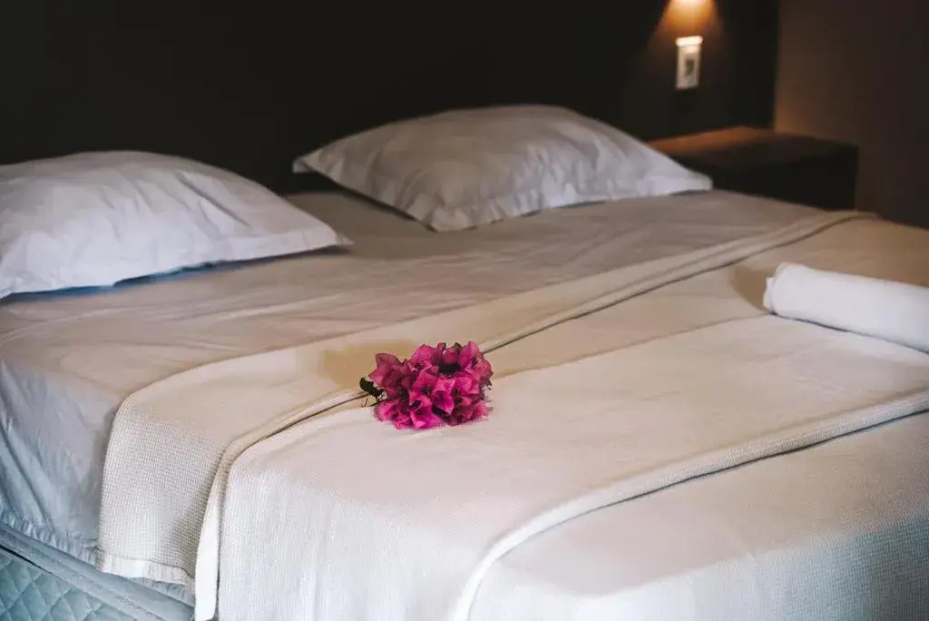 Bed in Long Beach Bed in Long Beach