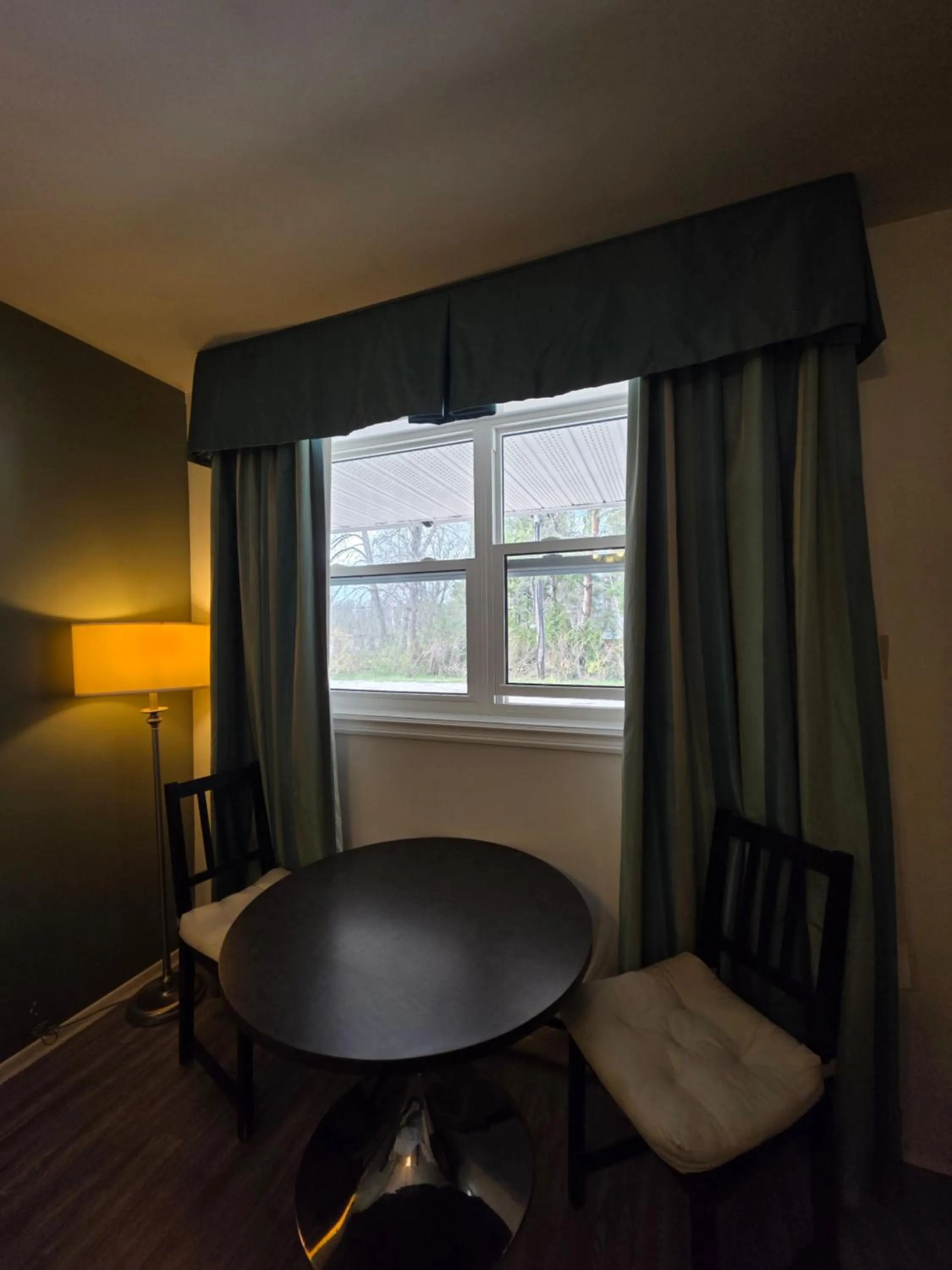 Shenstone Motor Inn and Restaurant