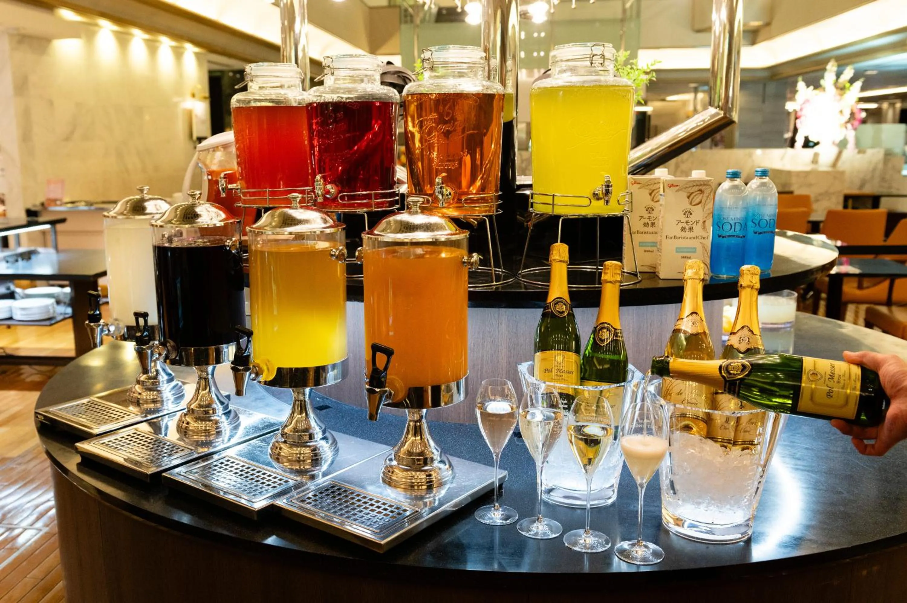 Breakfast in Hotel Granvia Osaka-JR Hotel Group