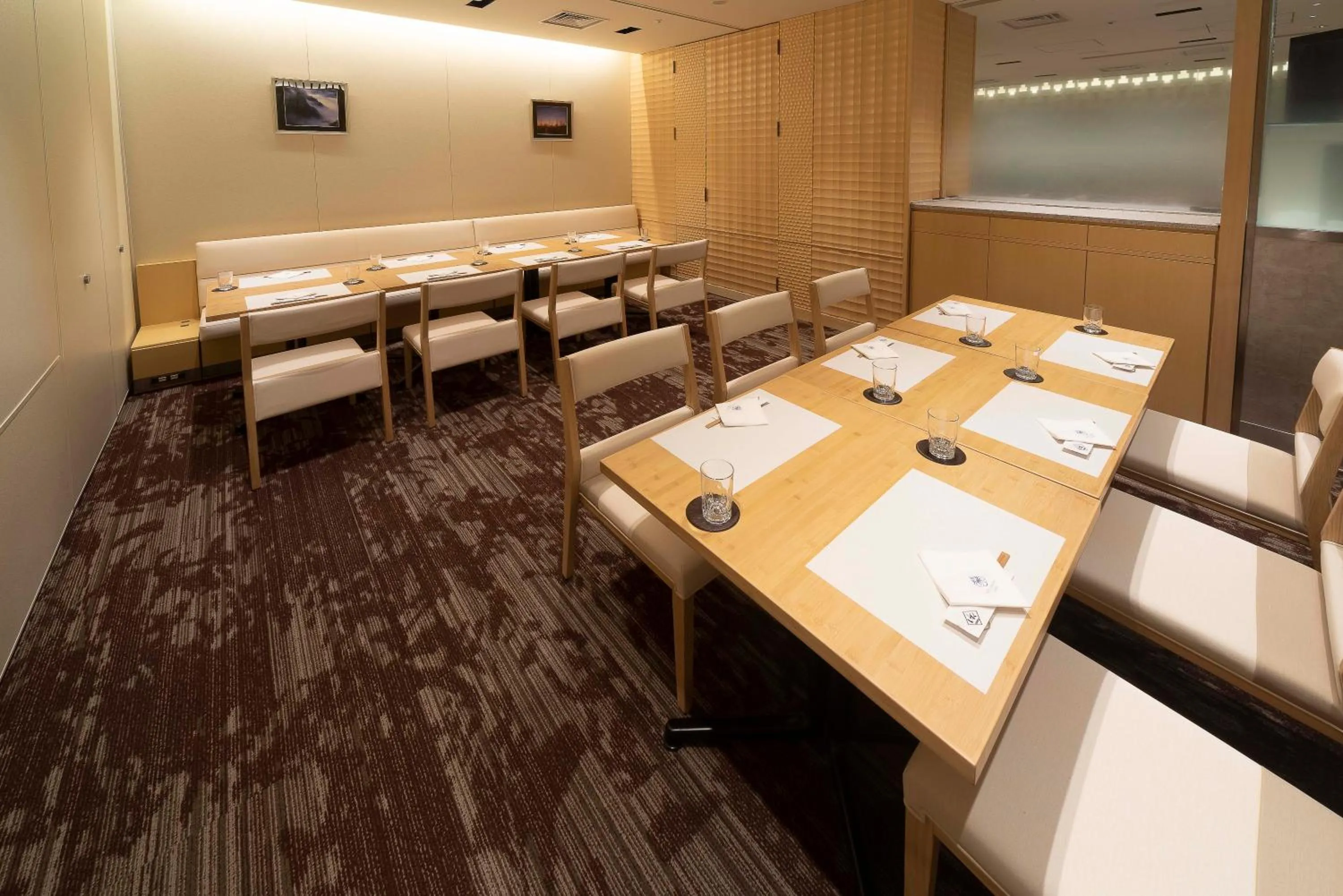 Restaurant/places to eat in Hotel Granvia Osaka-JR Hotel Group