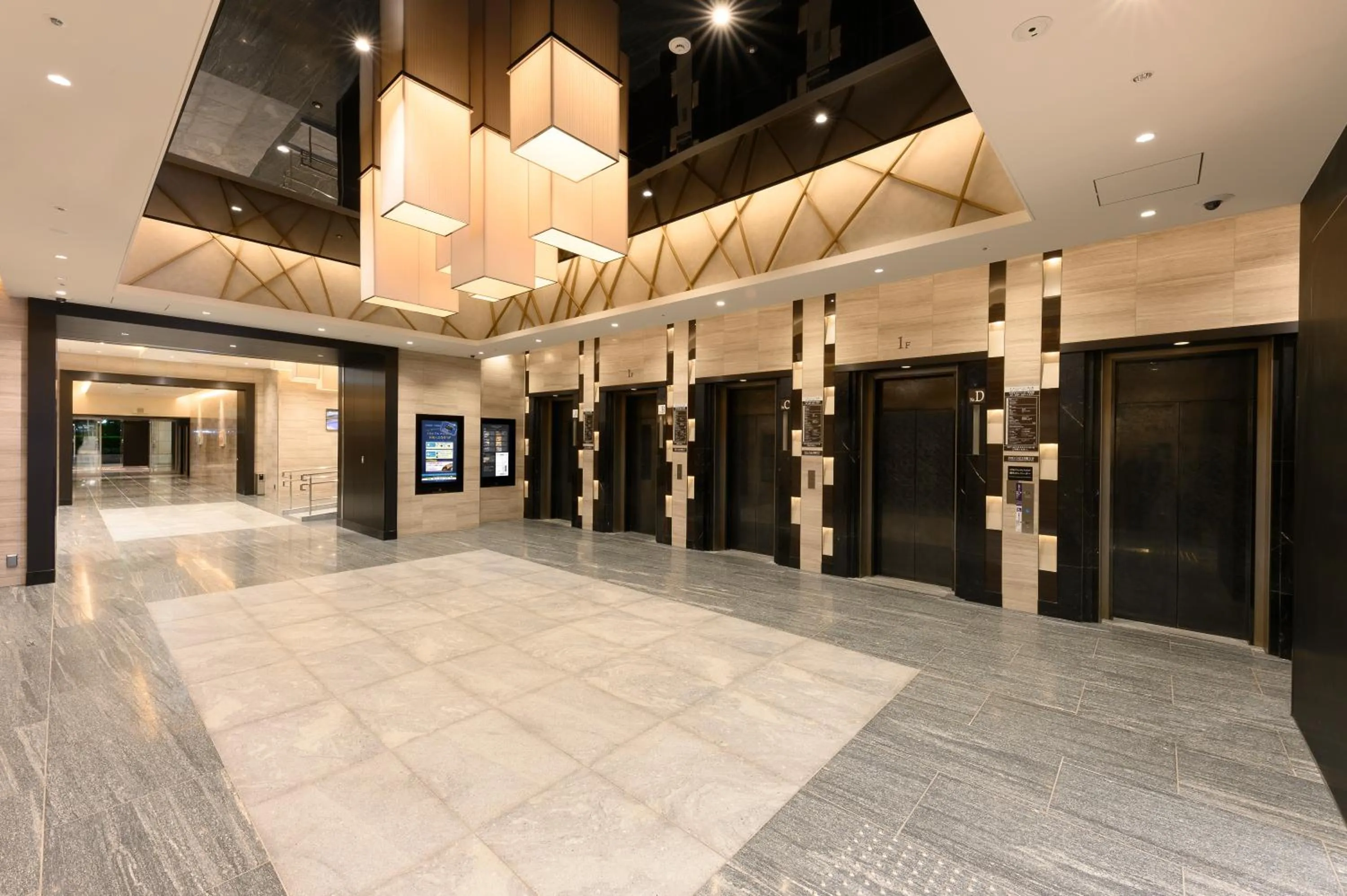 elevator in Hotel Granvia Osaka-JR Hotel Group