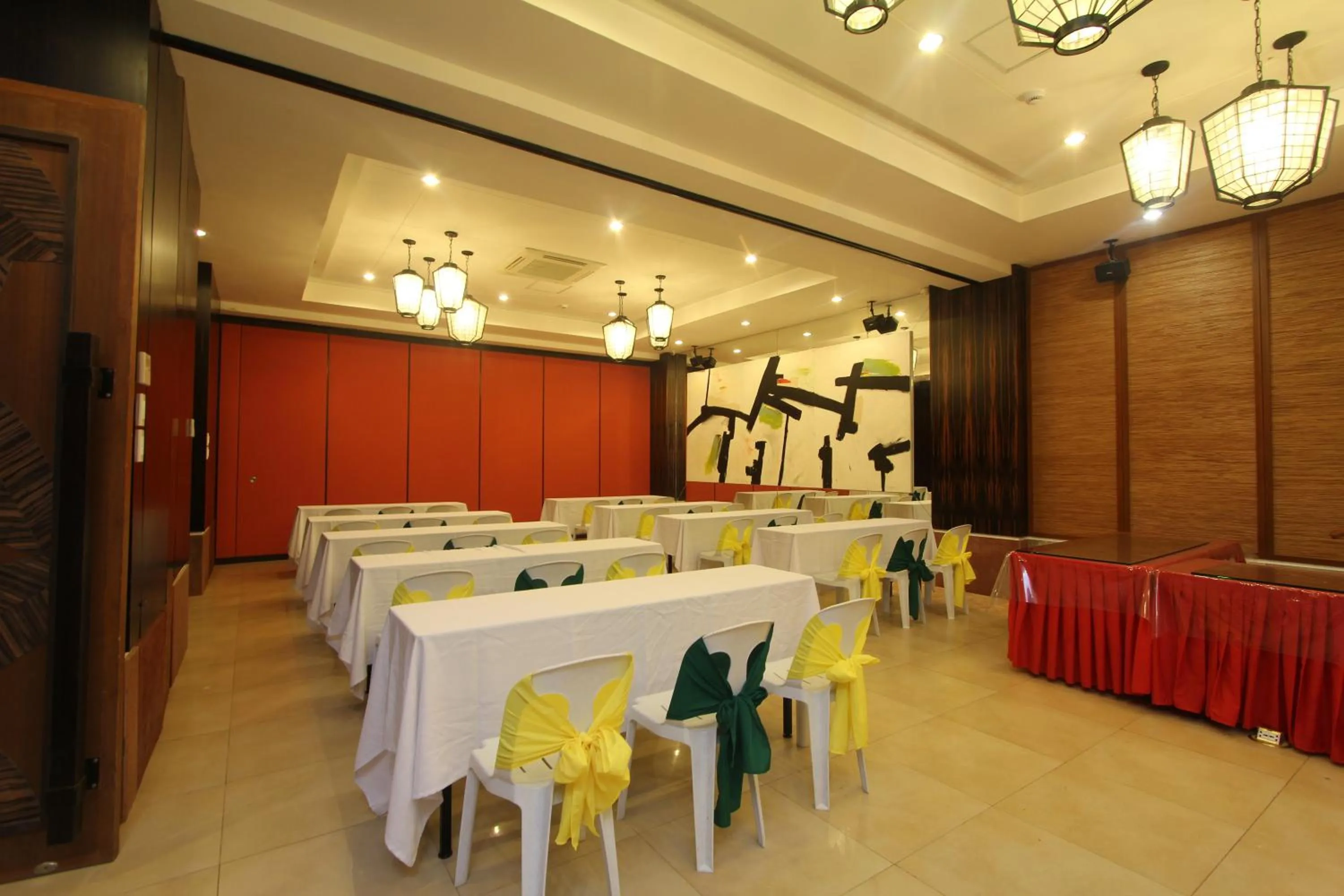 Banquet/Function facilities in Crown Regency Beach Resort