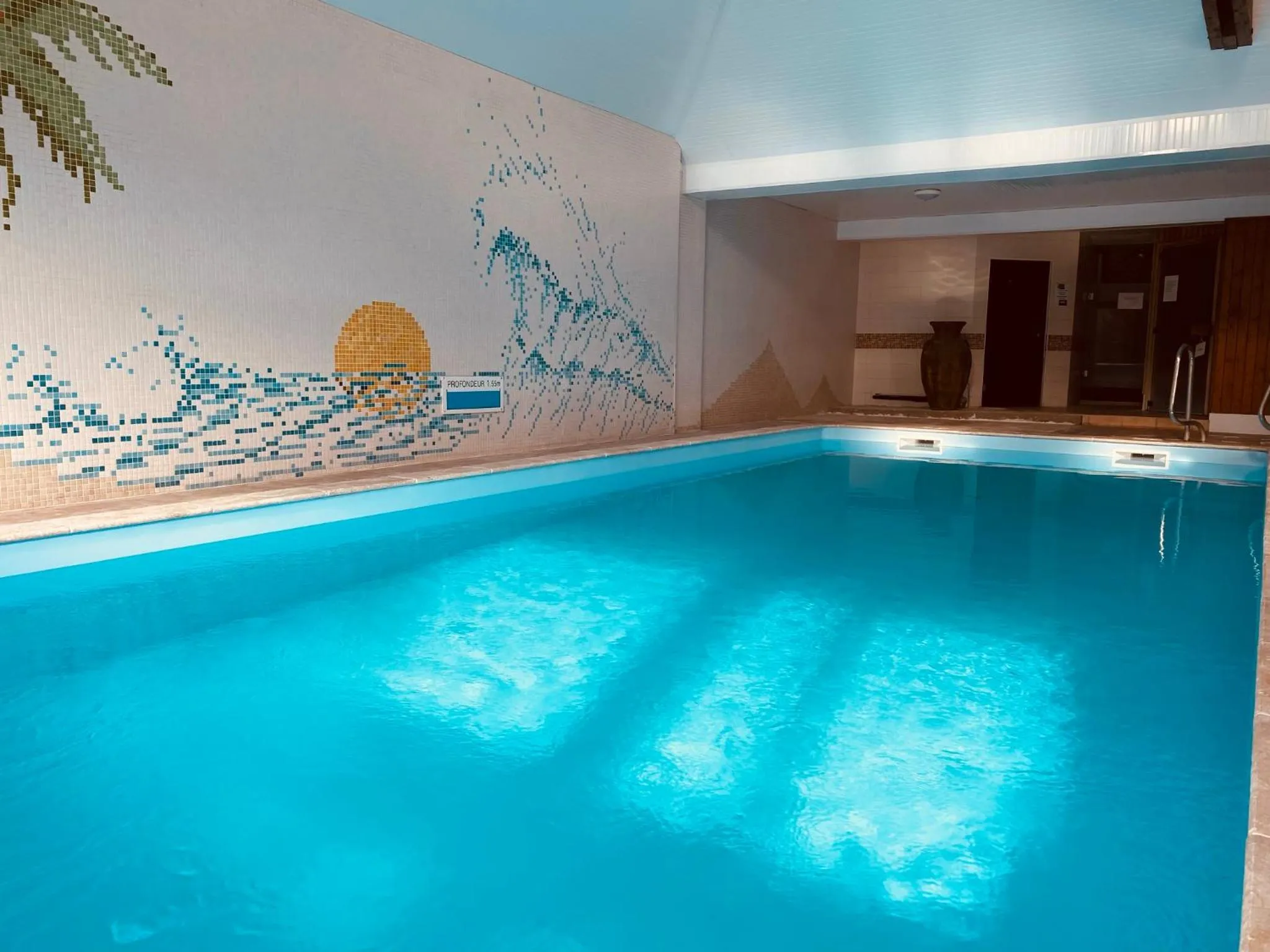 Spa and wellness centre/facilities in Logis Le Clos Deauville Saint Gatien