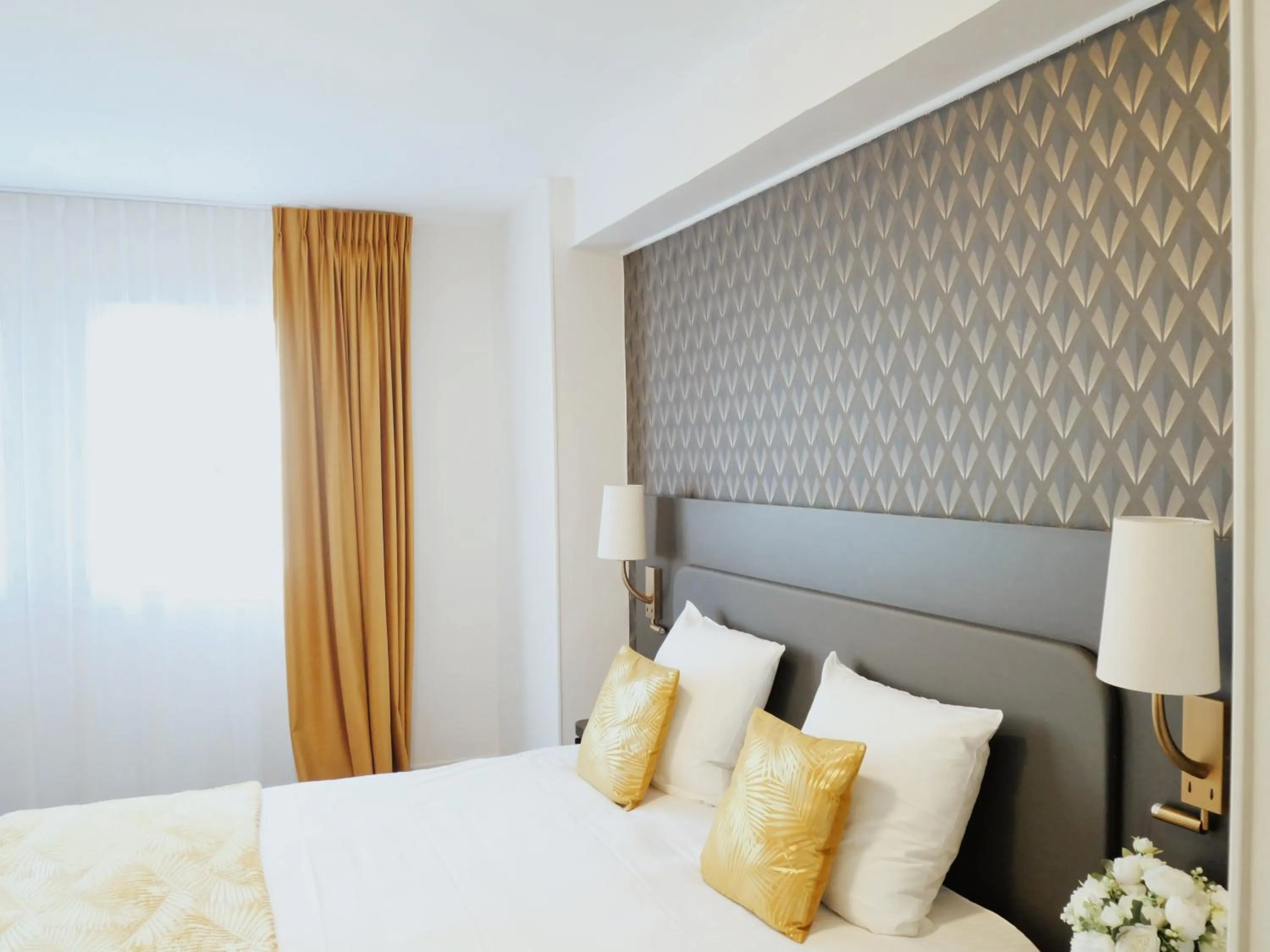 Bed in Logis Le Clos Deauville Saint Gatien