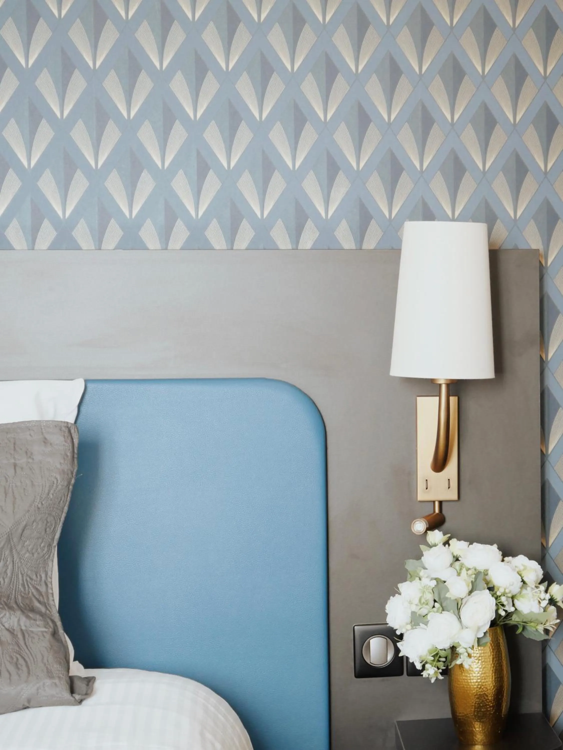 Bedroom, Bed in Logis Le Clos Deauville Saint Gatien