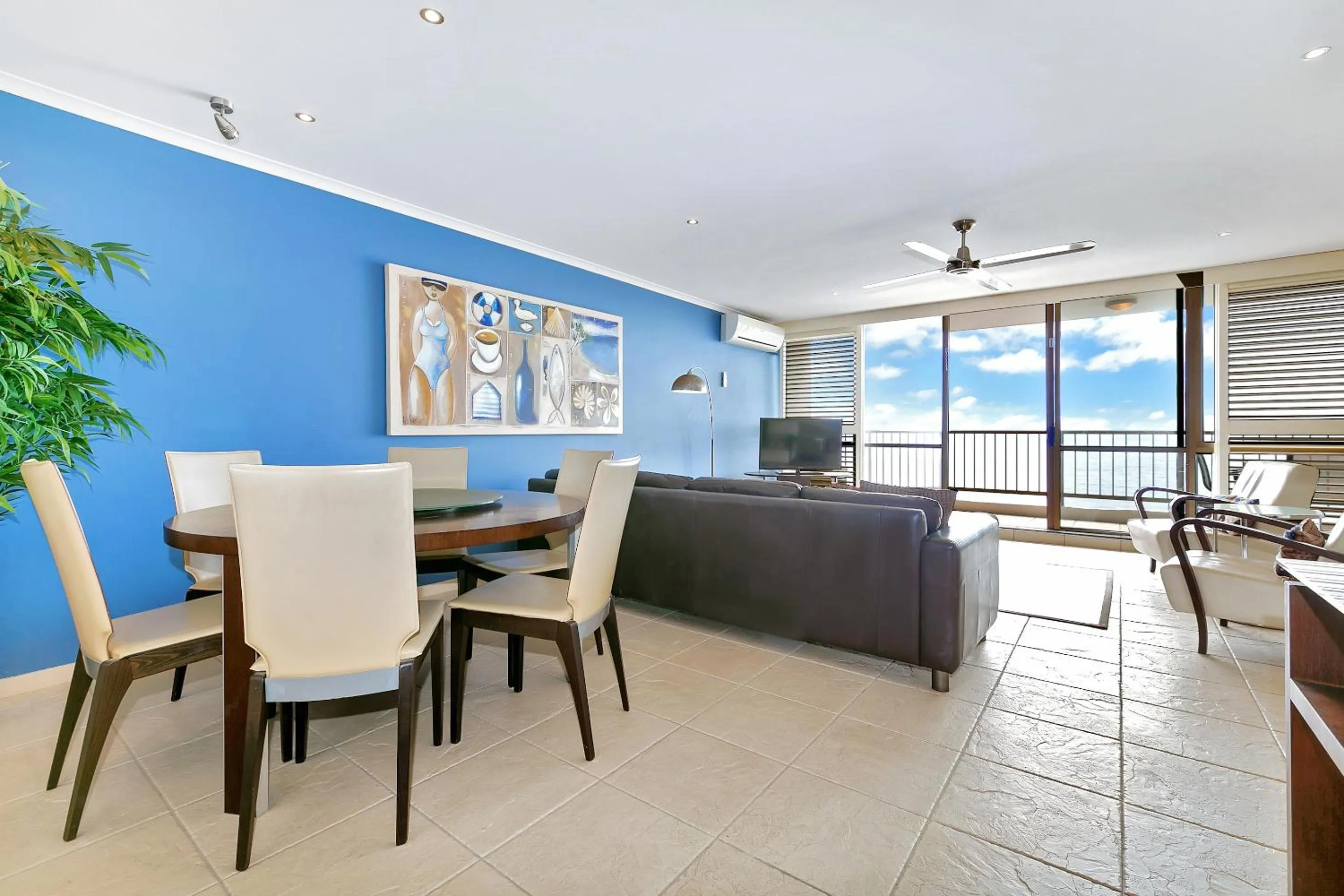 TV and multimedia in Seaview Resort