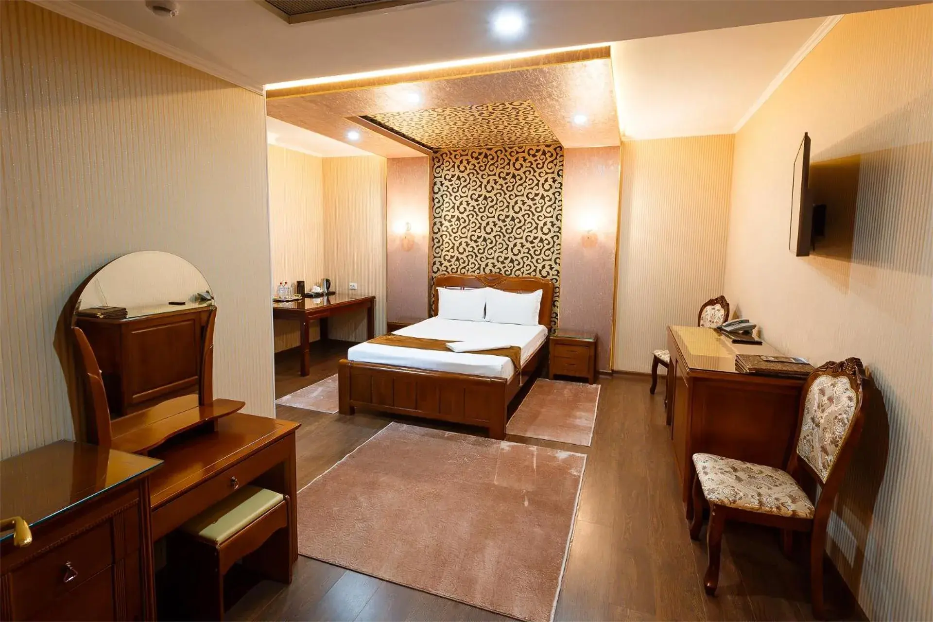 One-Bedroom Suite in Salut Hotel Almaty One-Bedroom Suite in Salut Hotel Almaty