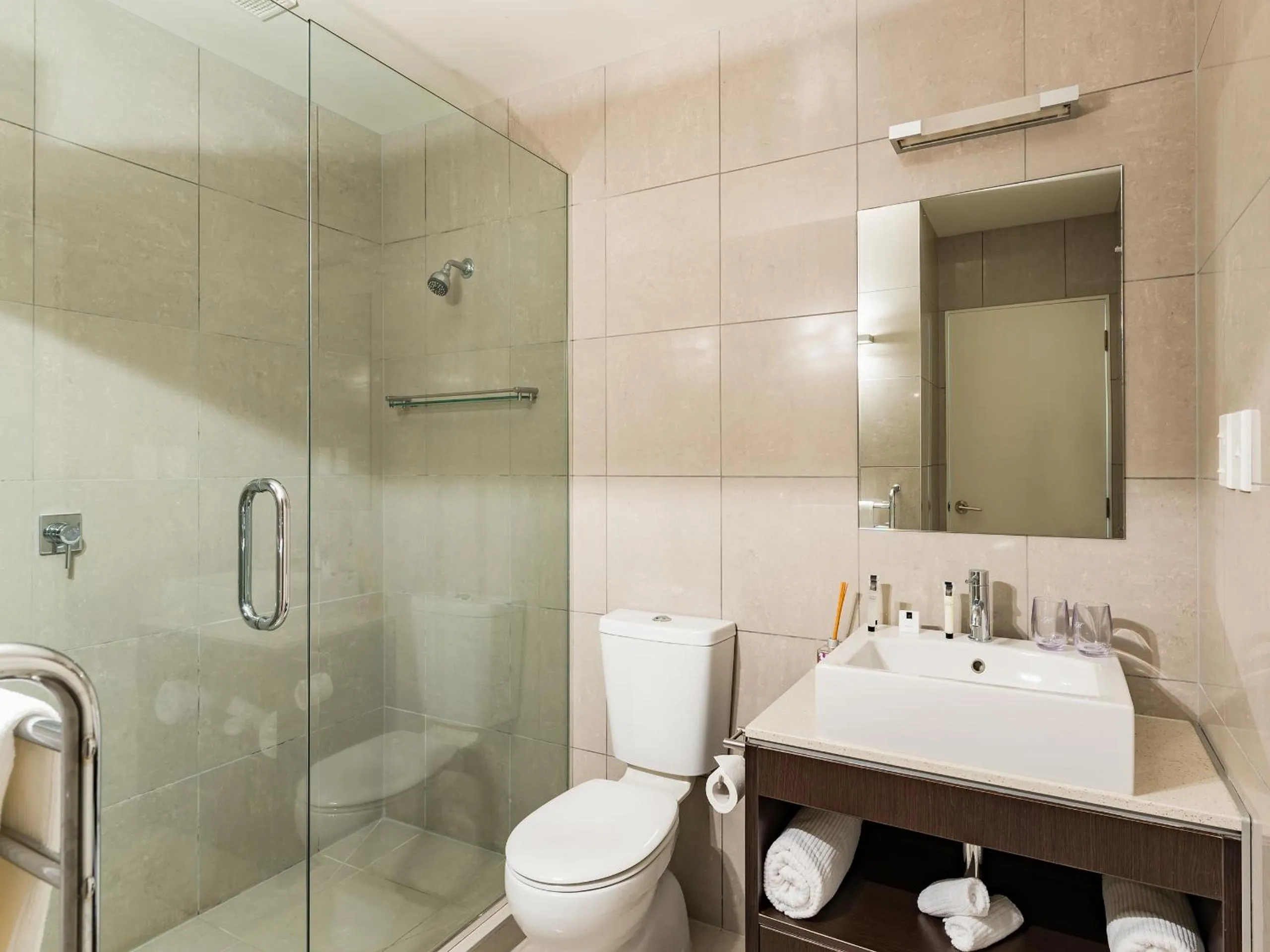 Shower in Sea Spray Suites