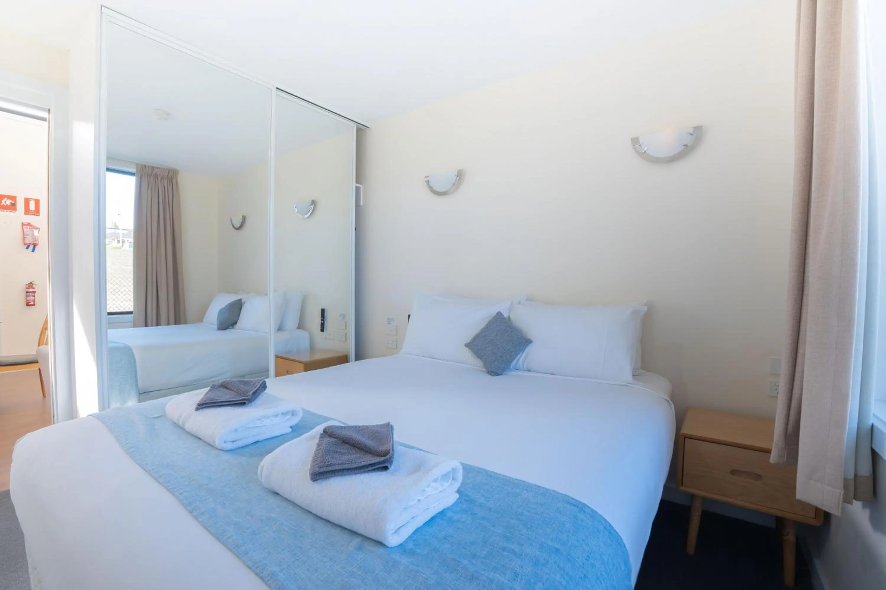 Bed in Olde Tudor Hotel