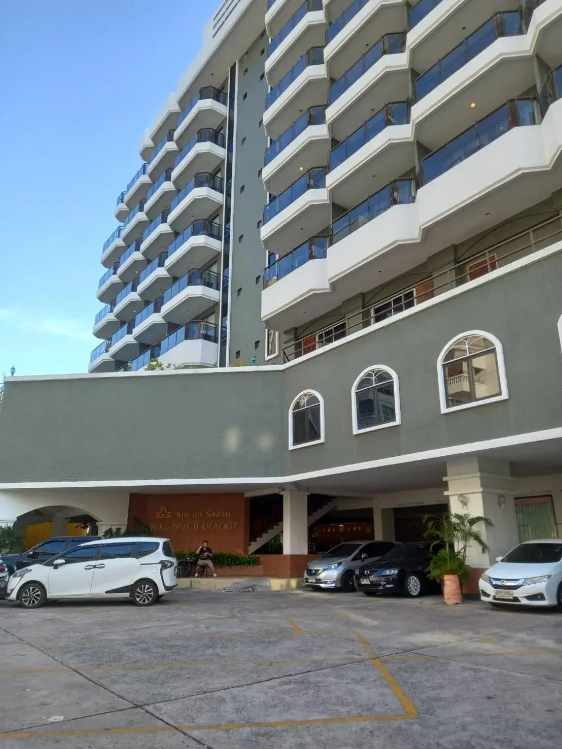 Property building in Mike Beach Resort Property building in Mike Beach Resort