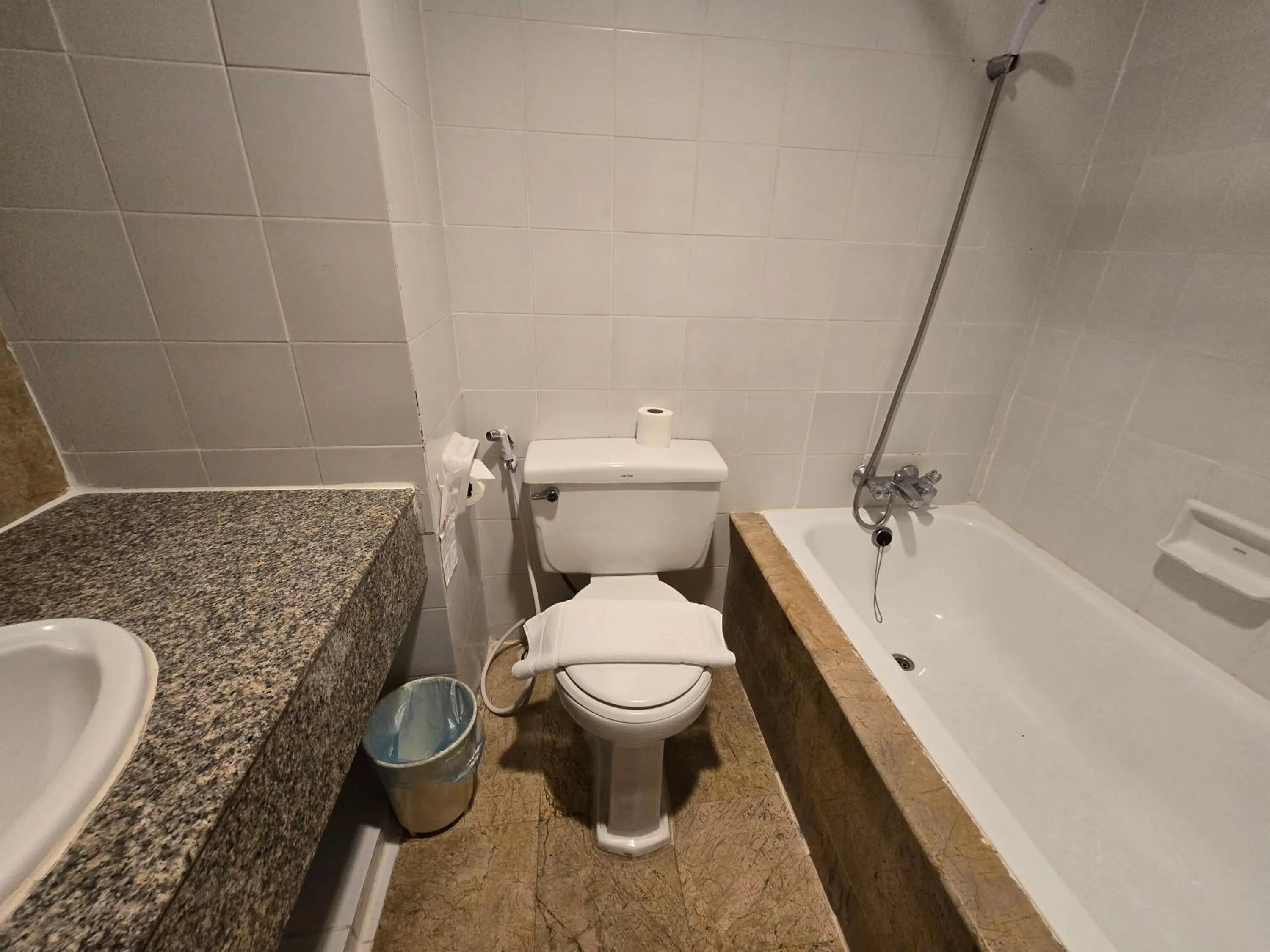 Bath in Mike Beach Resort