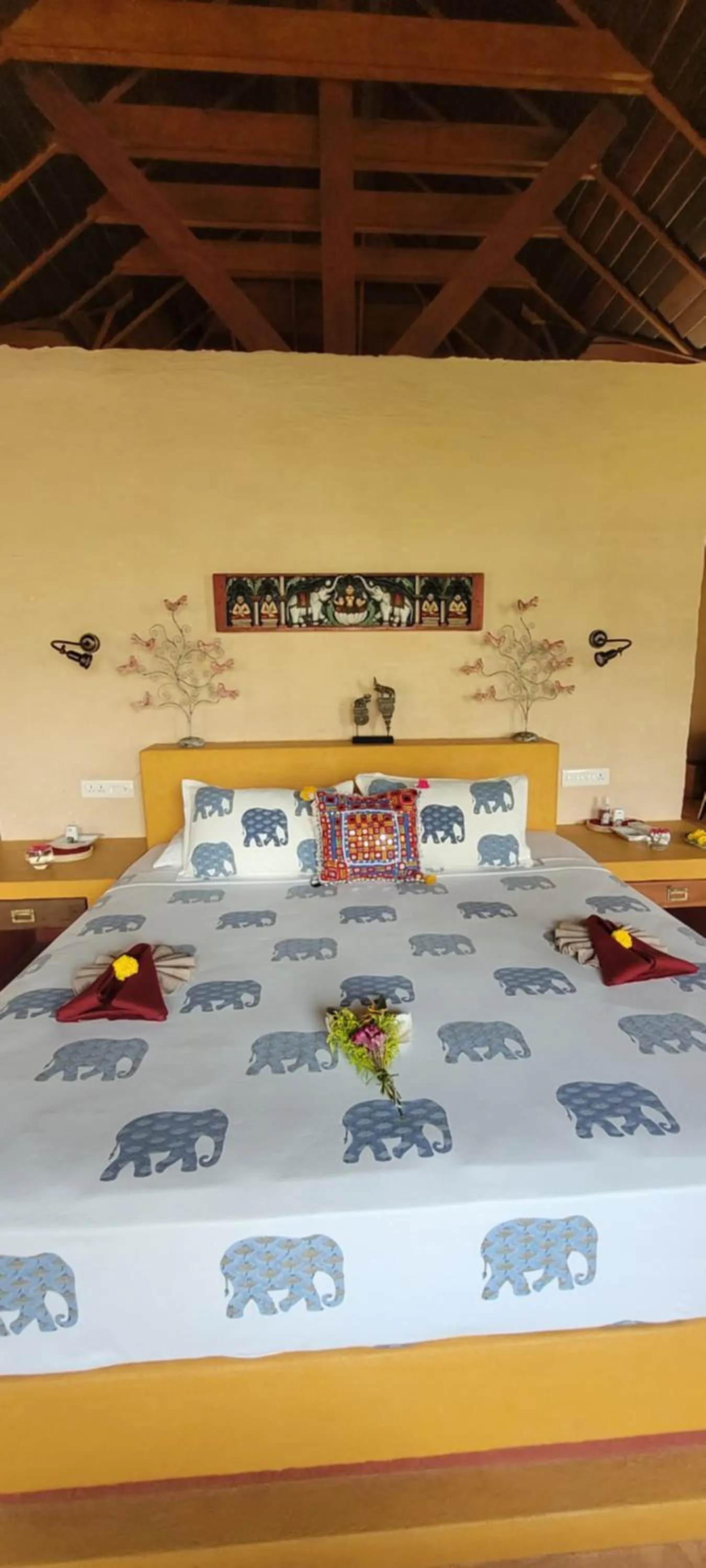 Bedroom, Bed in Ameya Kerala