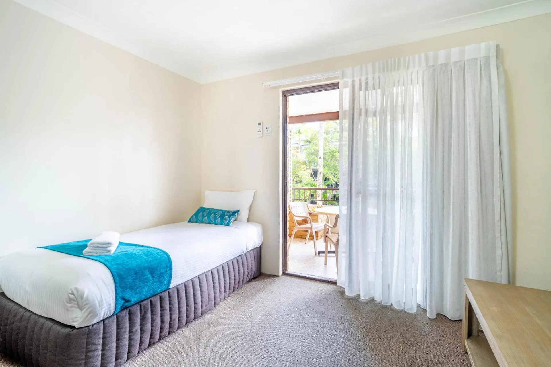 Bed in Byron Bayside Central Studio Apartments