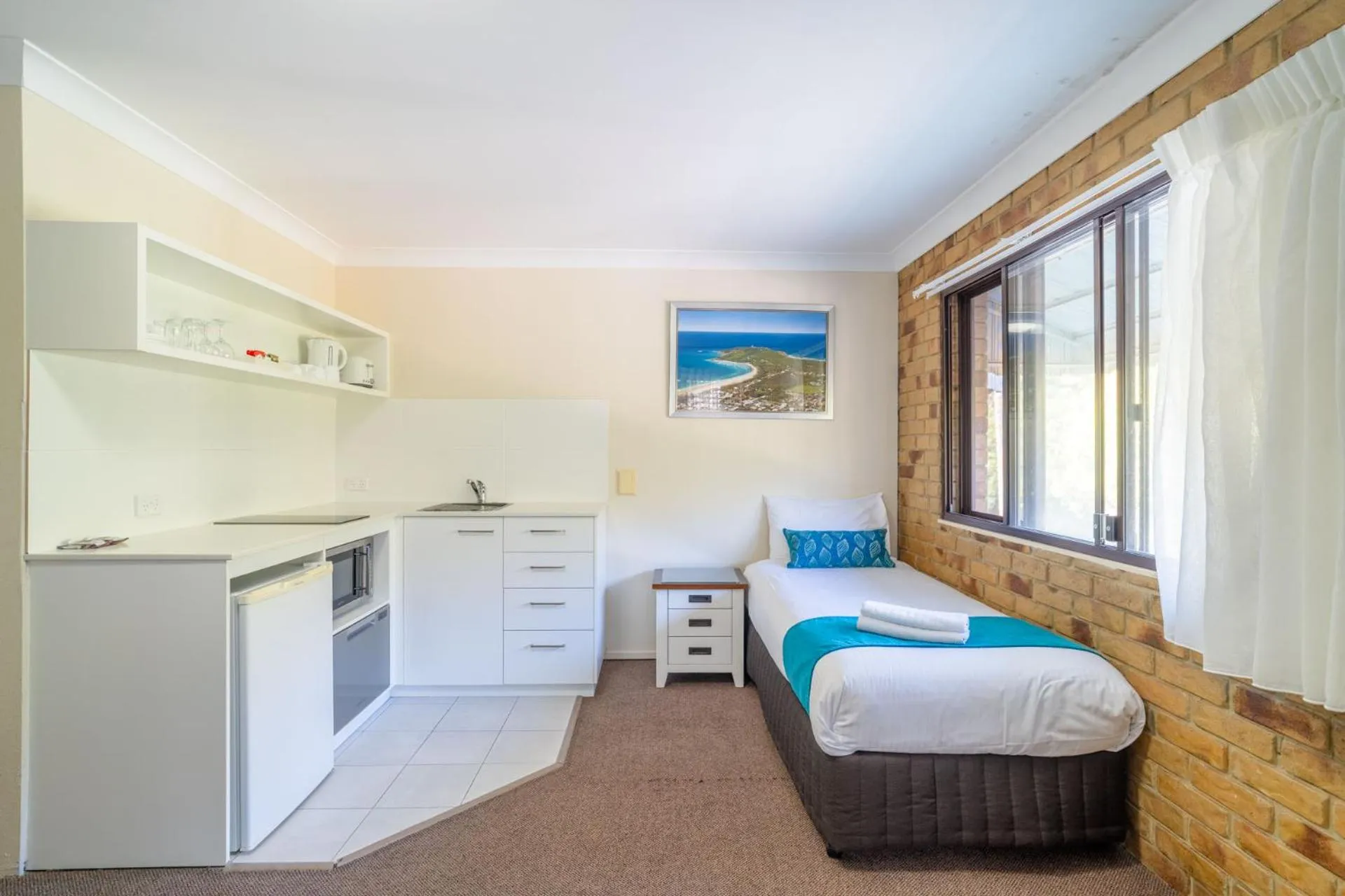 Bed in Byron Bayside Central Studio Apartments