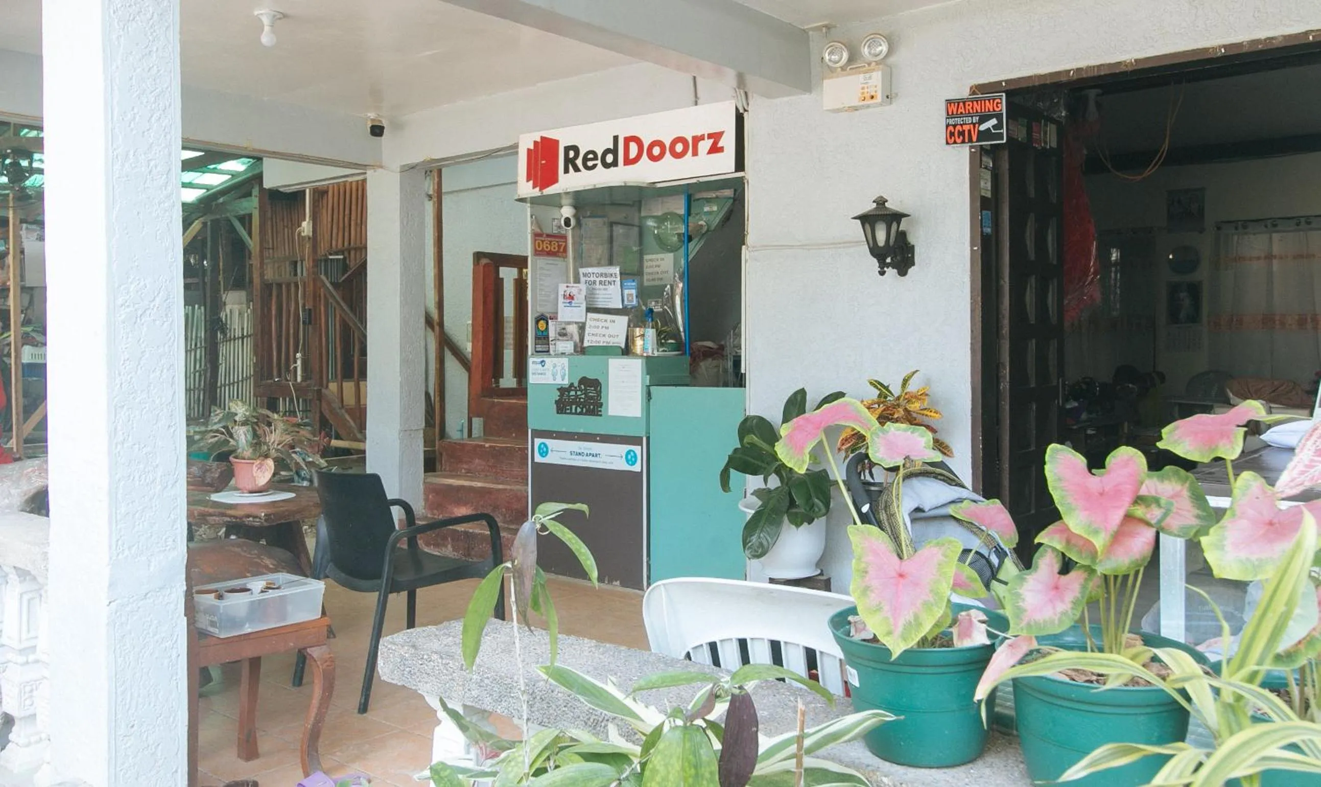 Lobby or reception in RedDoorz at Bunakidz Lodge El Nido Palawan