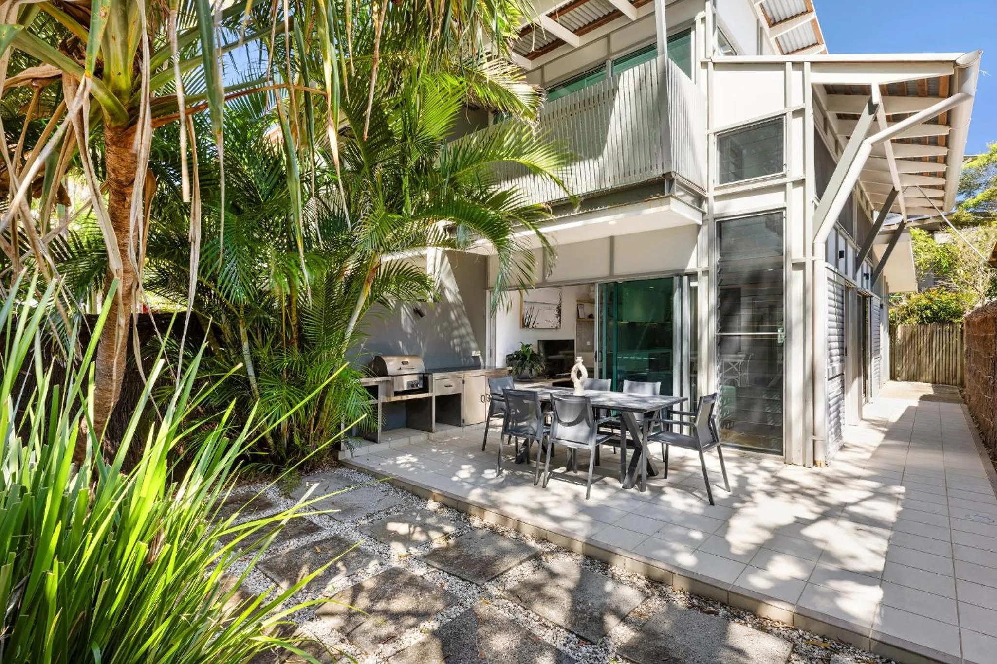 Day in East On Byron Bay Apartments