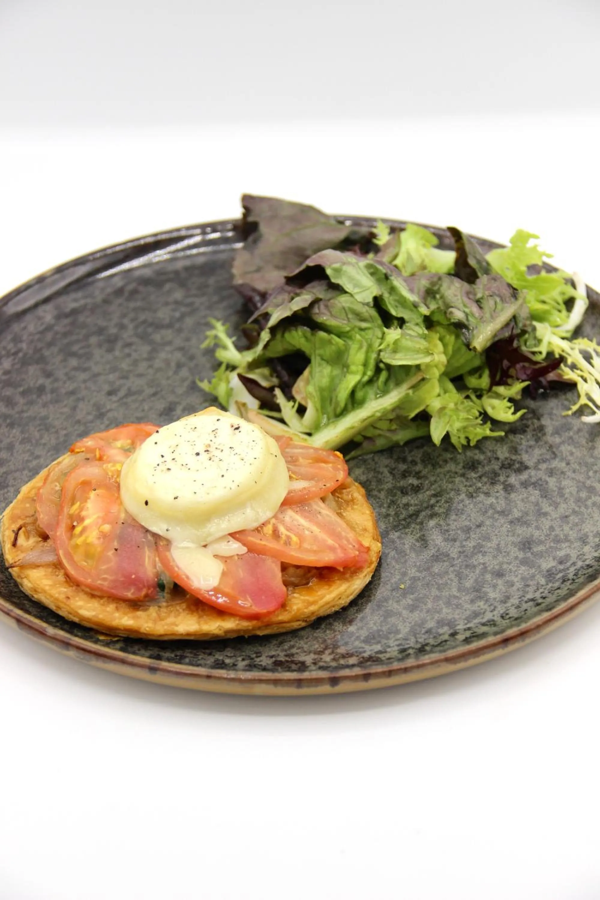 Restaurant/places to eat in Hôtel Golf & Spa Château de la Bégude The Originals Collection