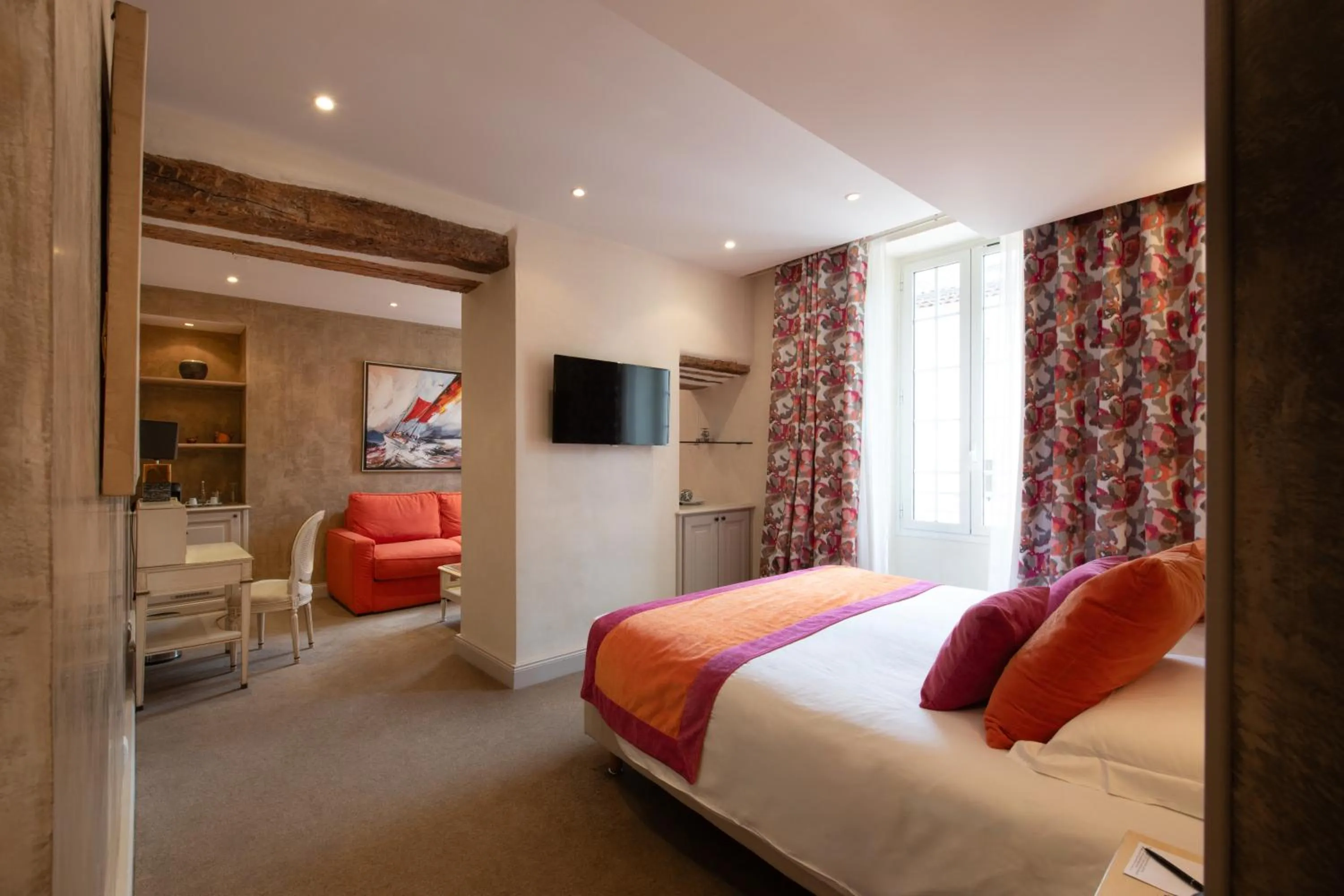 Photo of the whole room, Bed in Hôtel Golf & Spa Château de la Bégude The Originals Collection