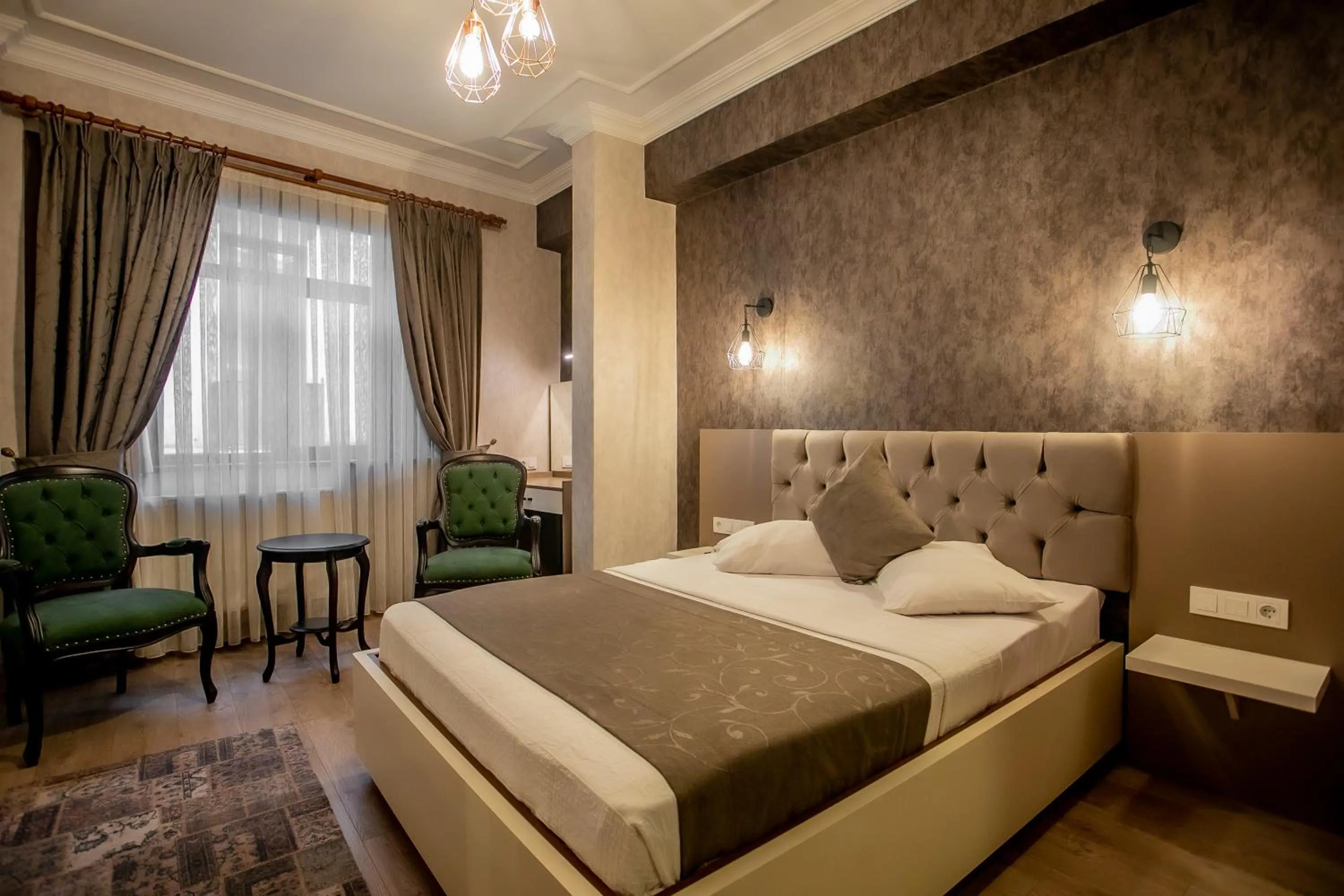 Massage, Bed in Hotel Pera Capitol