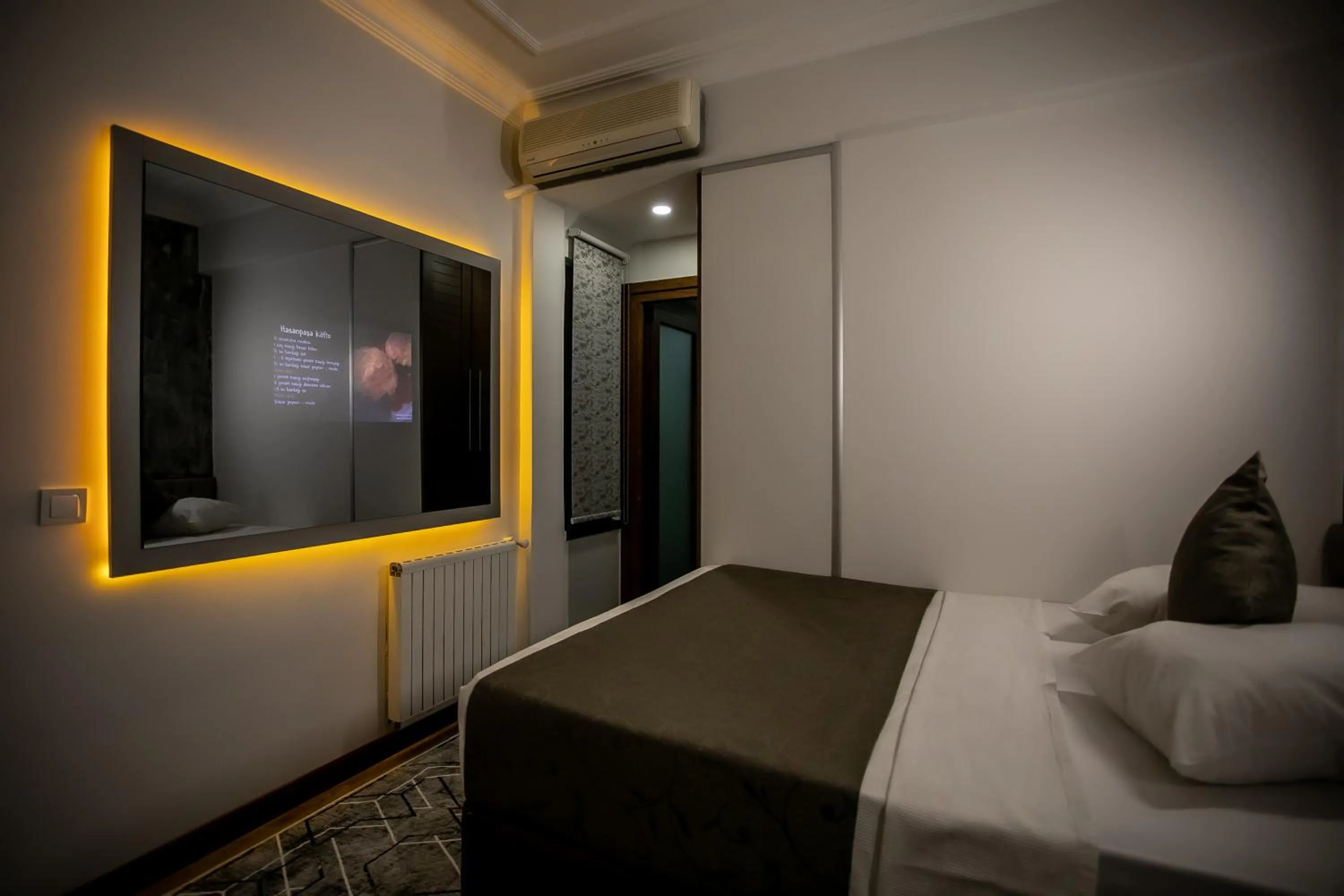 Massage, Bed in Hotel Pera Capitol