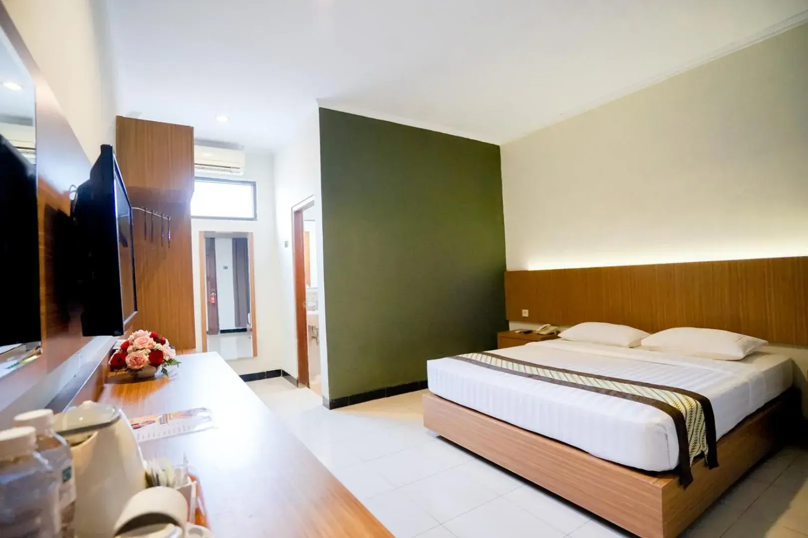 Superior Queen Room in Cakra Kusuma Hotel Superior Queen Room in Cakra Kusuma Hotel