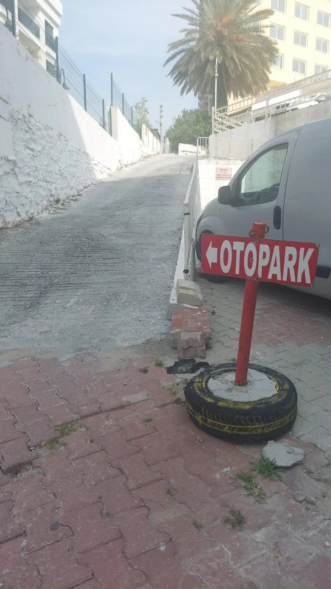 Parking in Sunday Beach Hotel