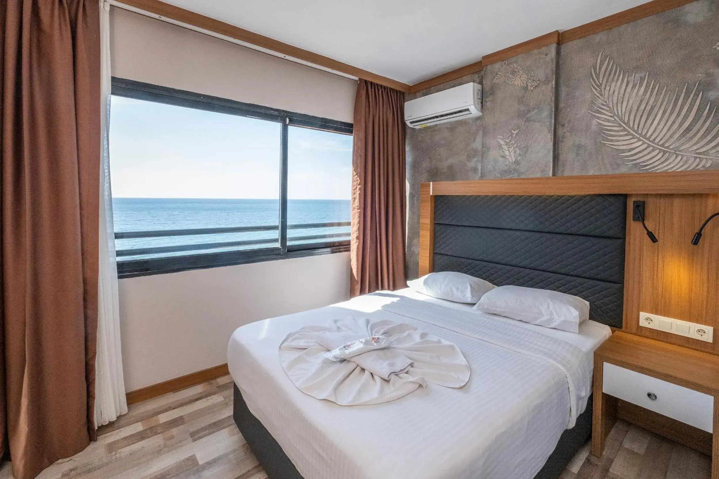 Sunday Beach Hotel Sunday Beach Hotel