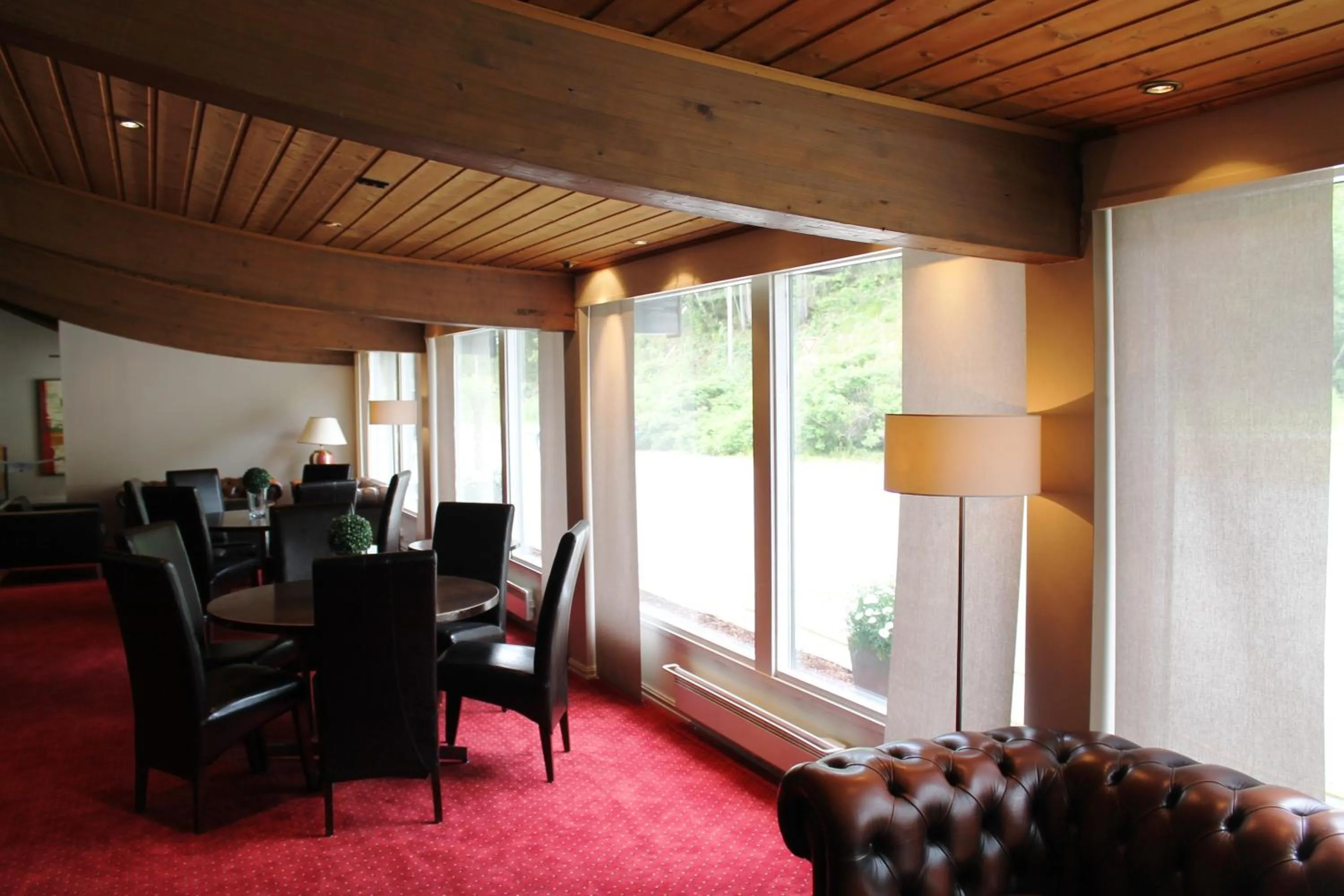 Restaurant/places to eat in Støren Hotel