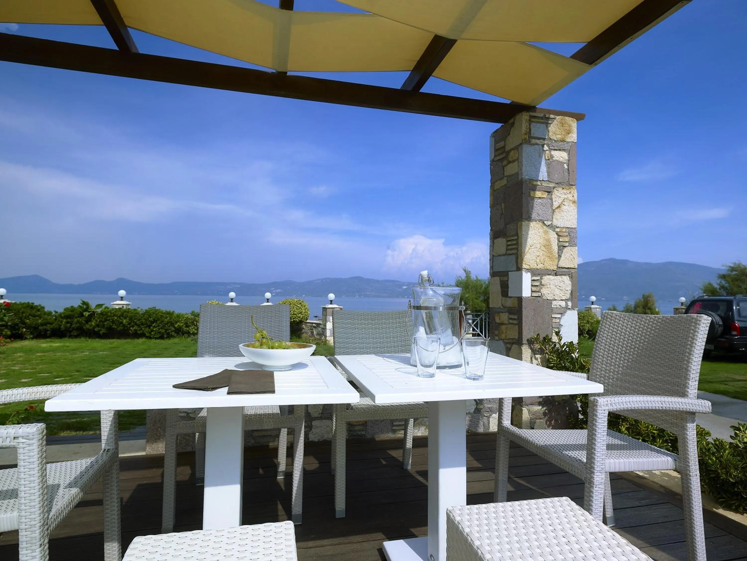 Day in Aeolis Apartments & Studios