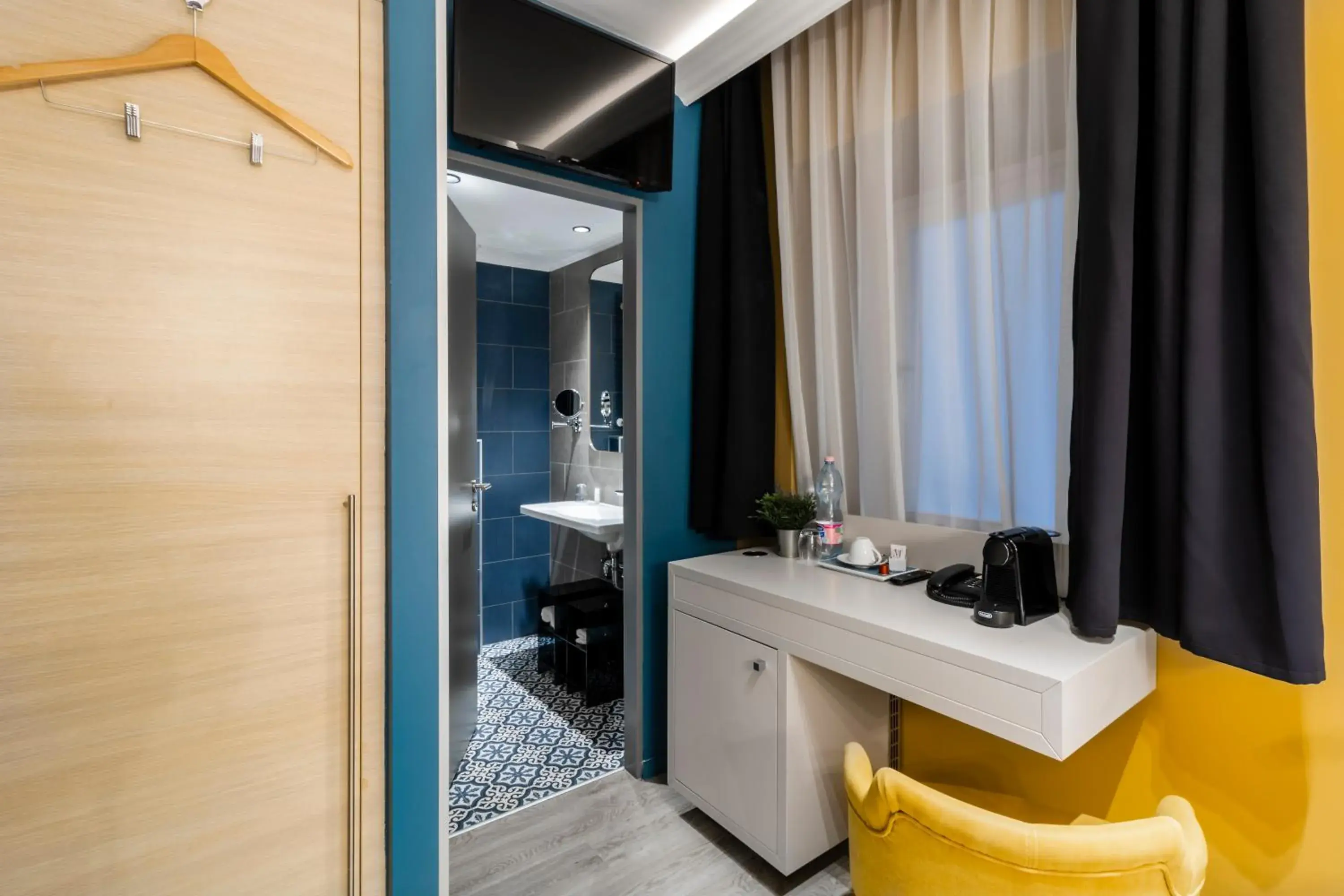 Bedroom, Bathroom in Alta Moda Fashion Hotel
