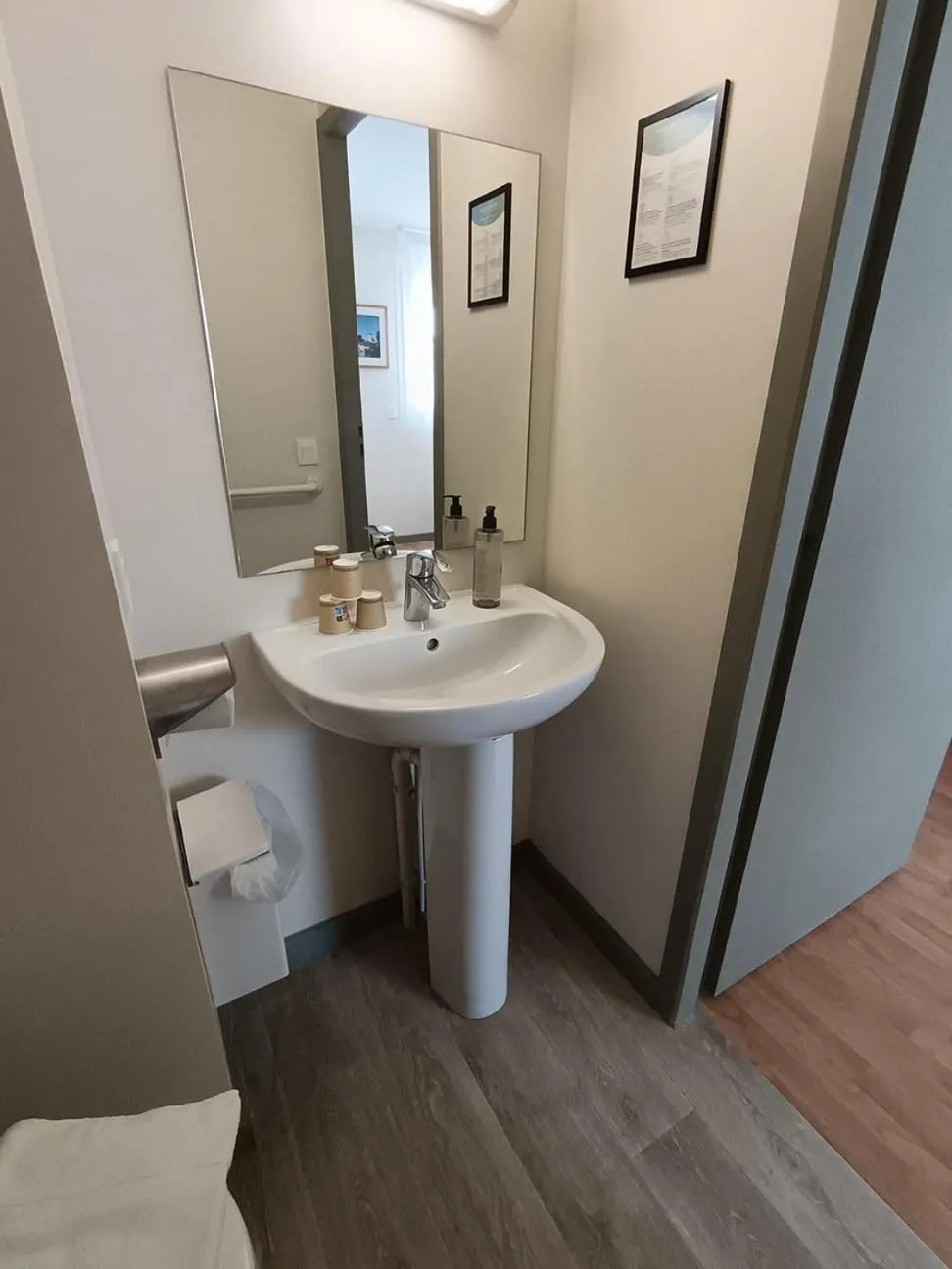 Bathroom in Centre Jean XXIII