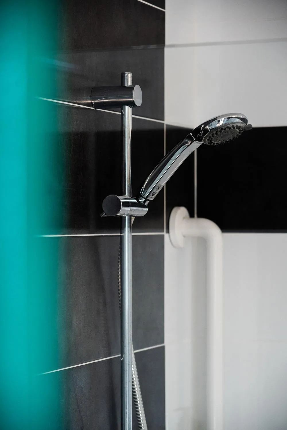 Shower in Centre Jean XXIII