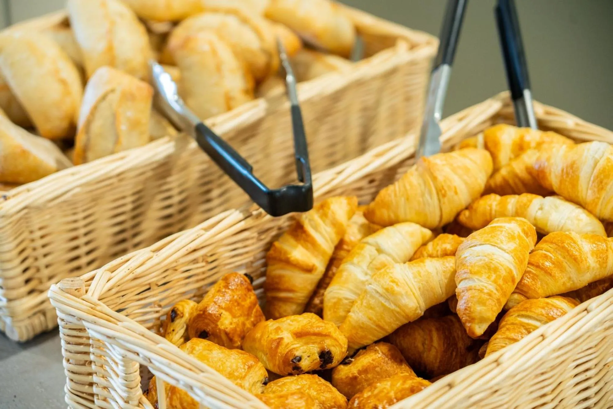Buffet breakfast in Centre Jean XXIII