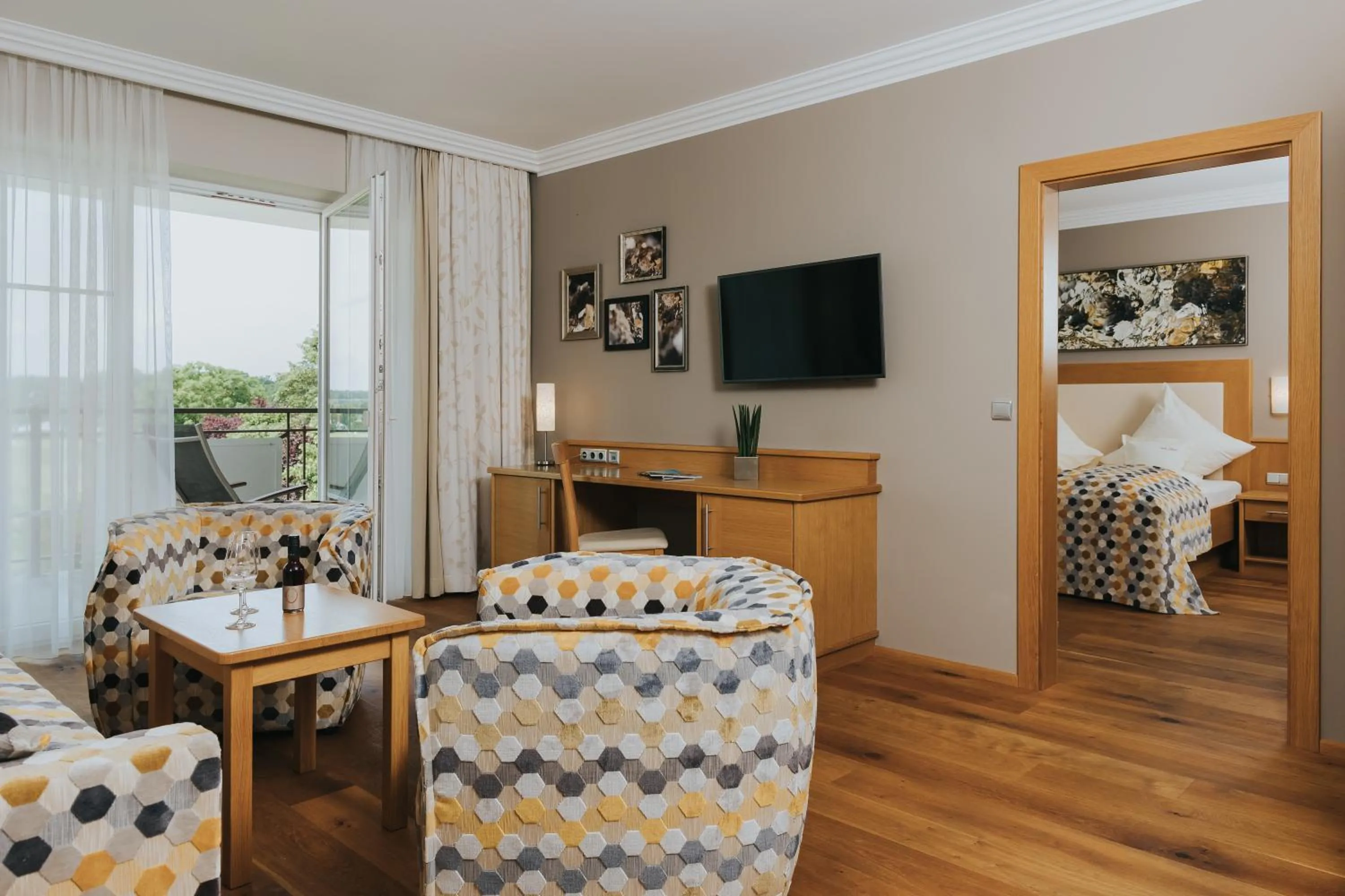 Living room, Bed in Ortner's Resort