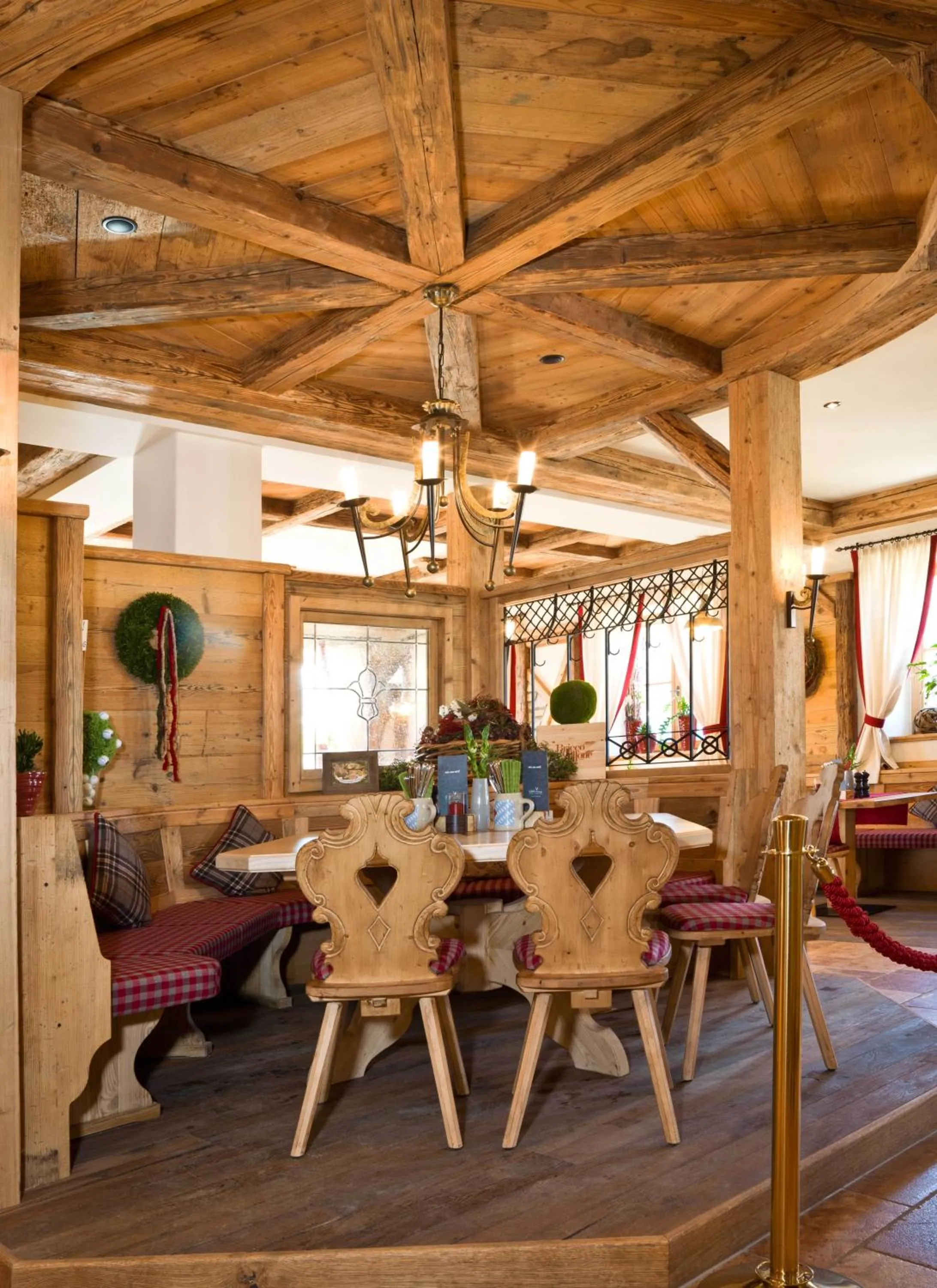 Restaurant/places to eat in Ortner's Resort