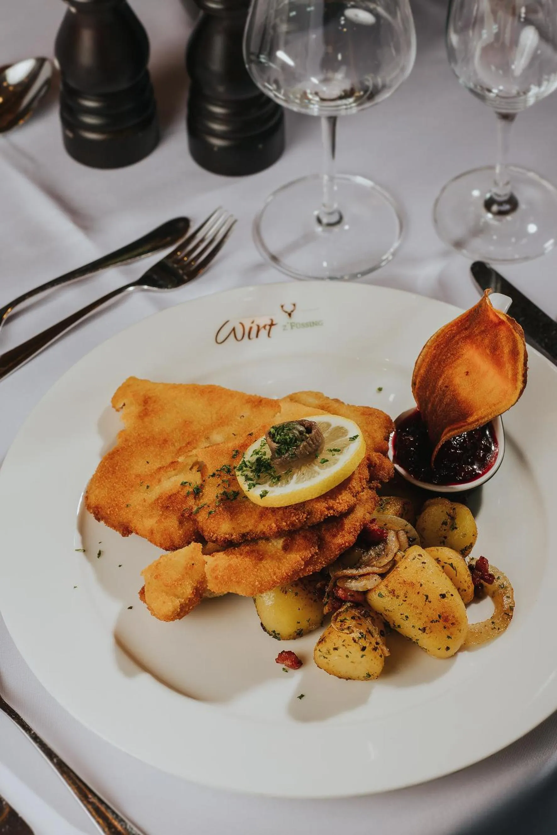 Lunch in Ortner's Resort