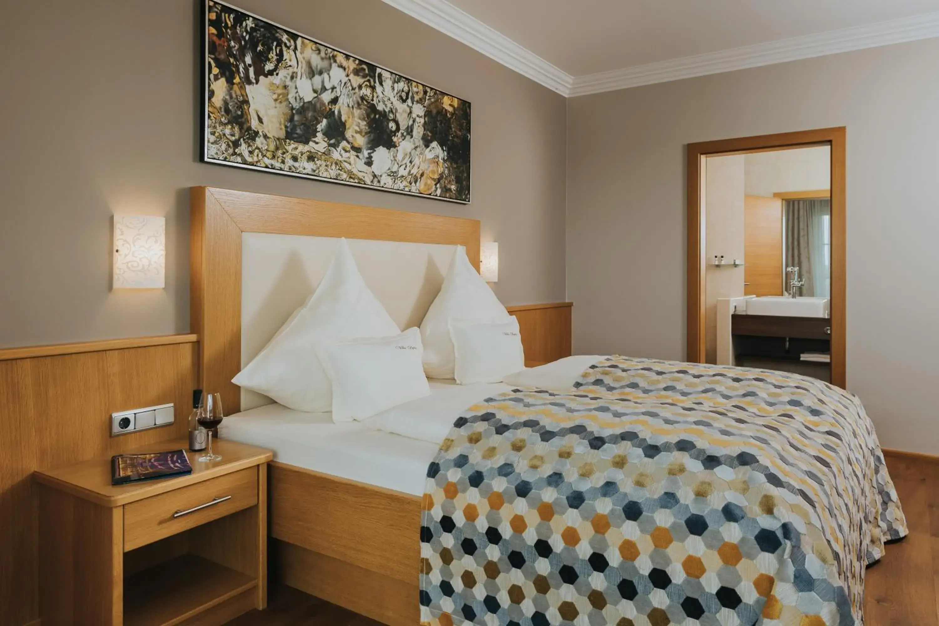 Suite with Garden View - single occupancy in Ortner's Resort Suite with Garden View - single occupancy in Ortner's Resort