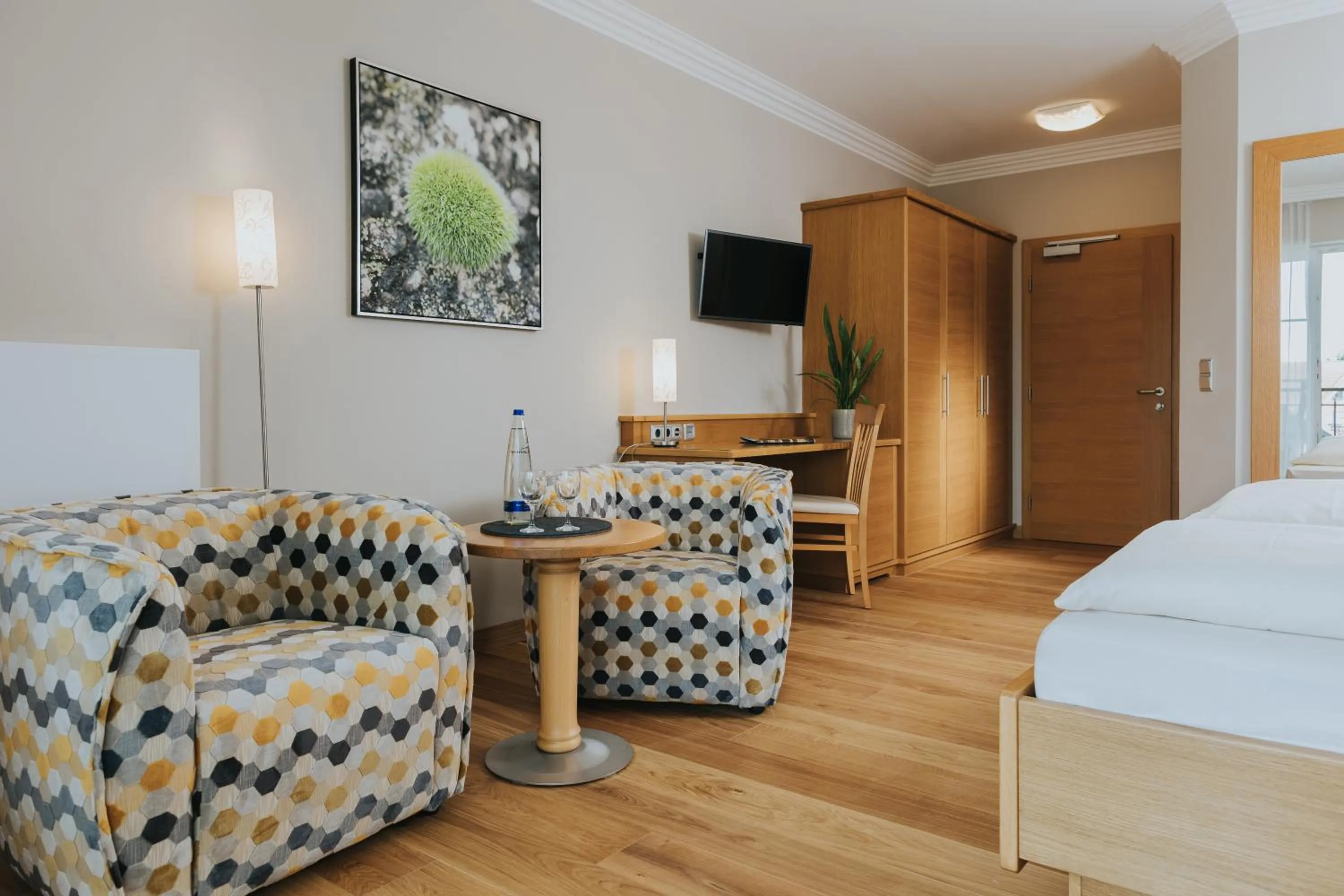 Seating area, Bed in Ortner's Resort