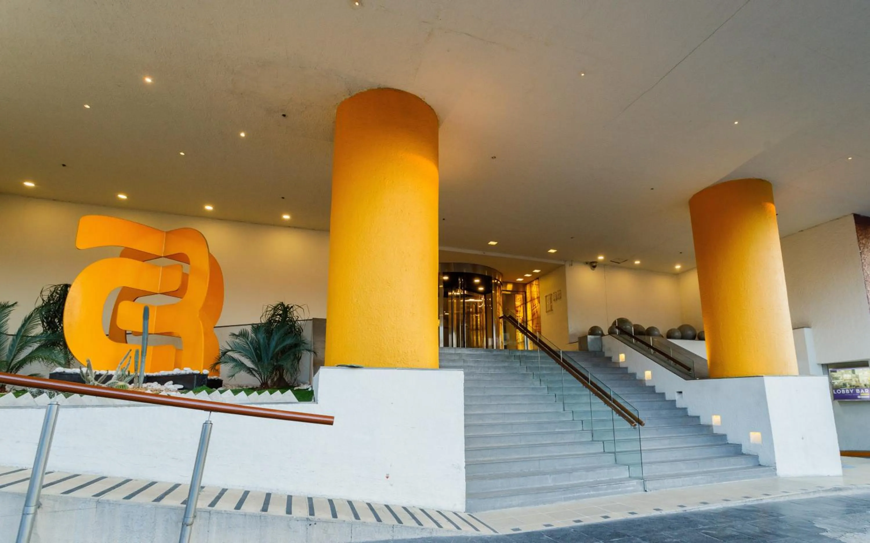 Lobby or reception in Camino Real Aeropuerto