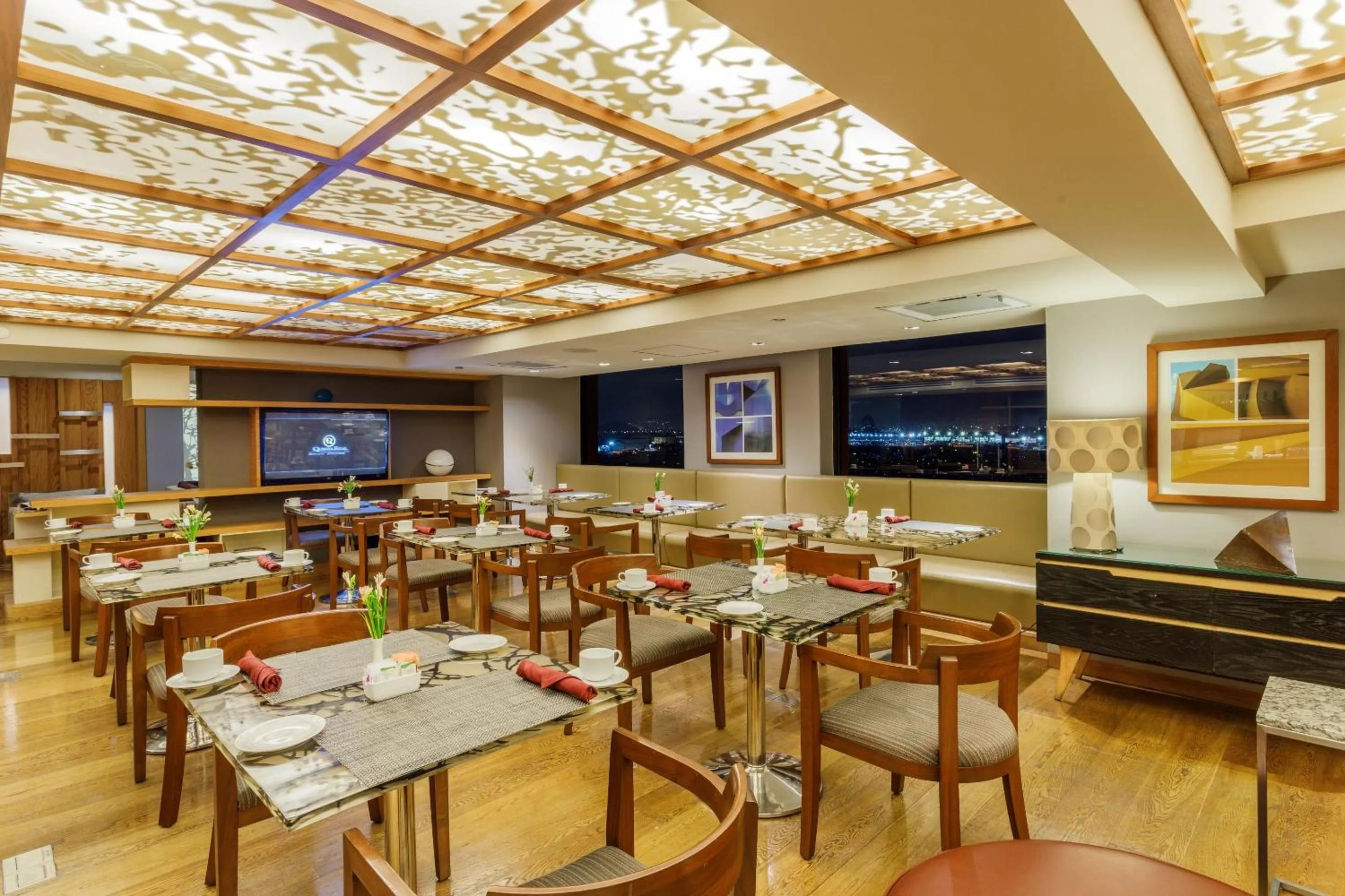 Restaurant/places to eat in Camino Real Aeropuerto