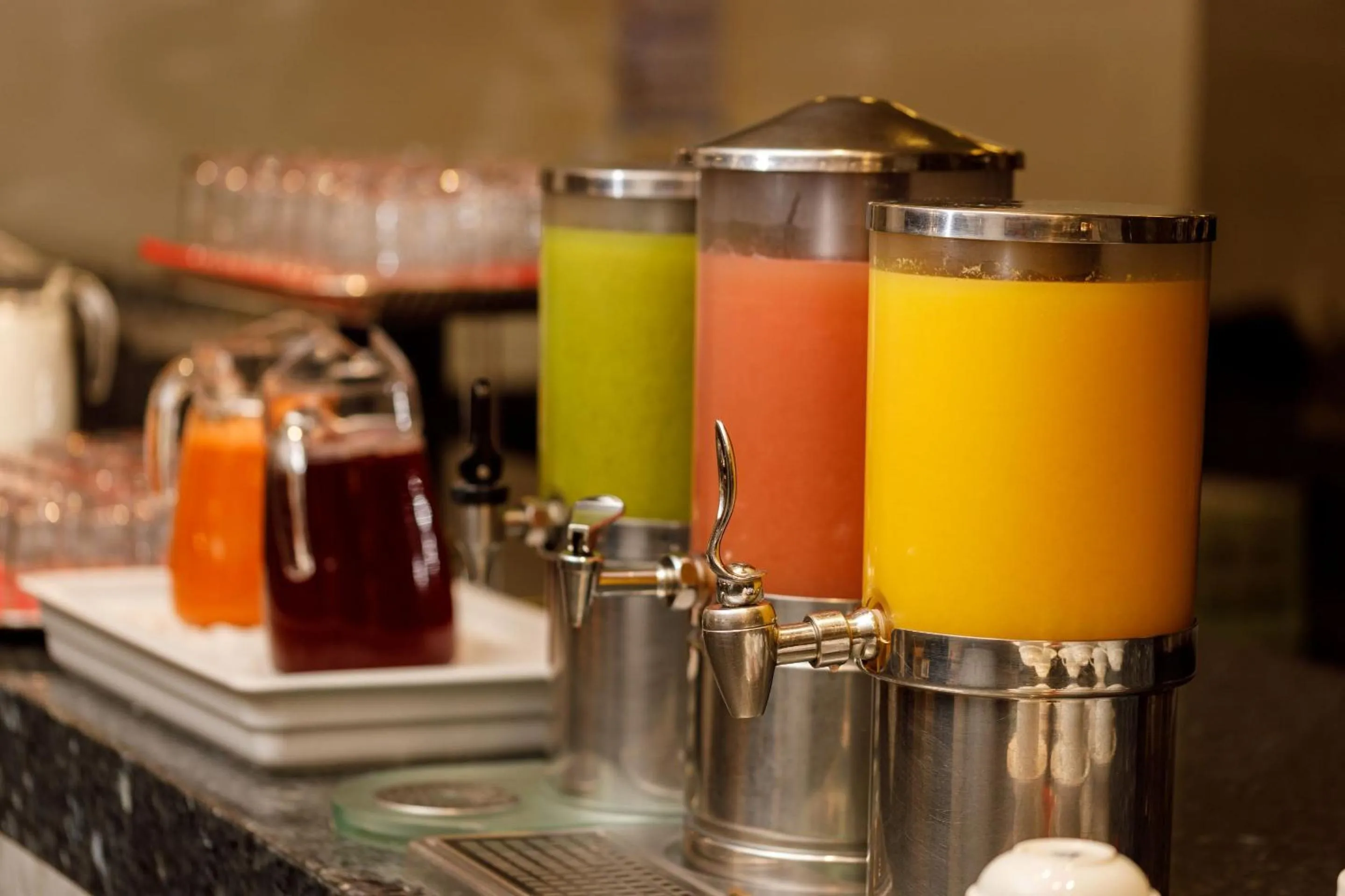 Restaurant/places to eat in Camino Real Aeropuerto