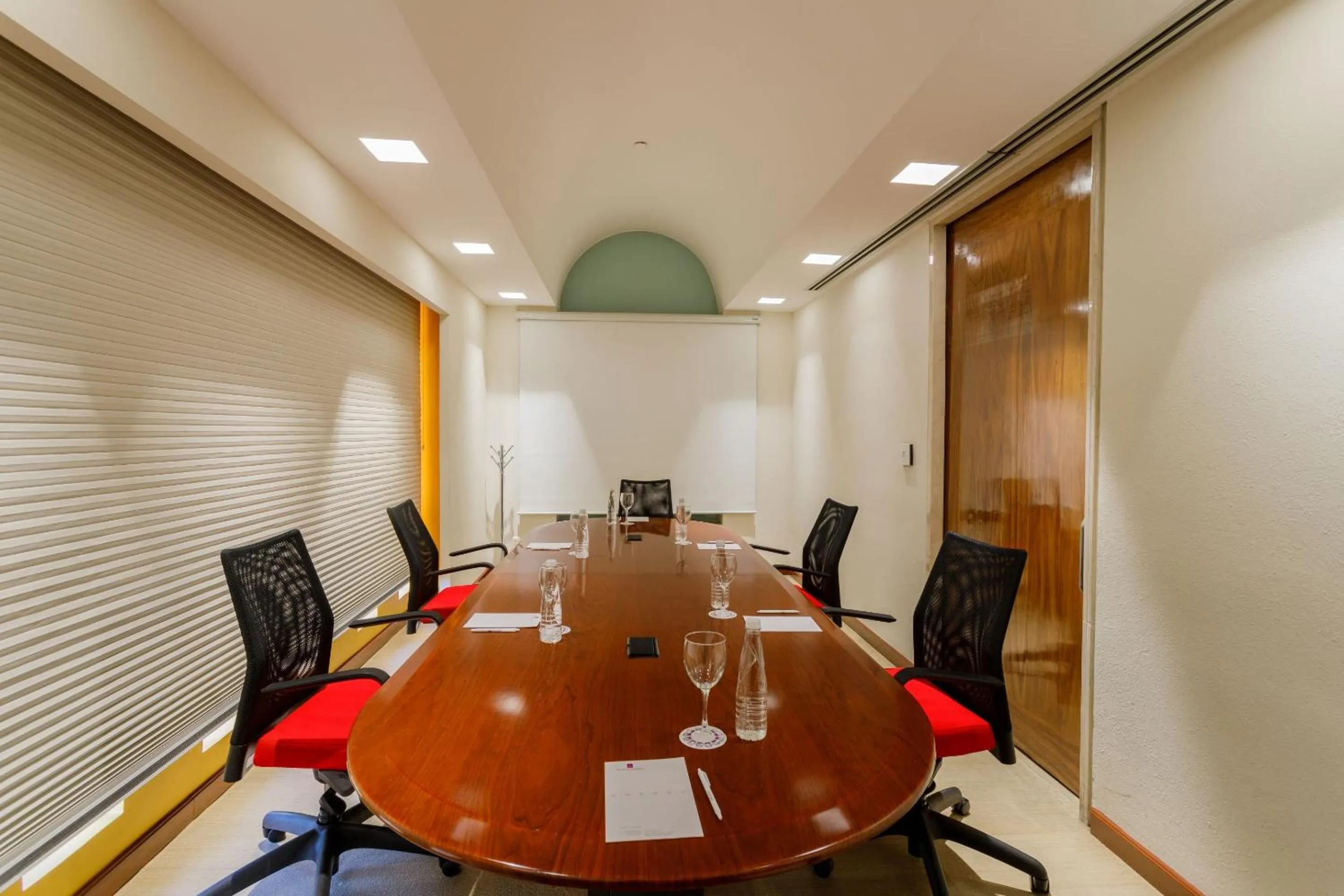 Business facilities in Camino Real Aeropuerto