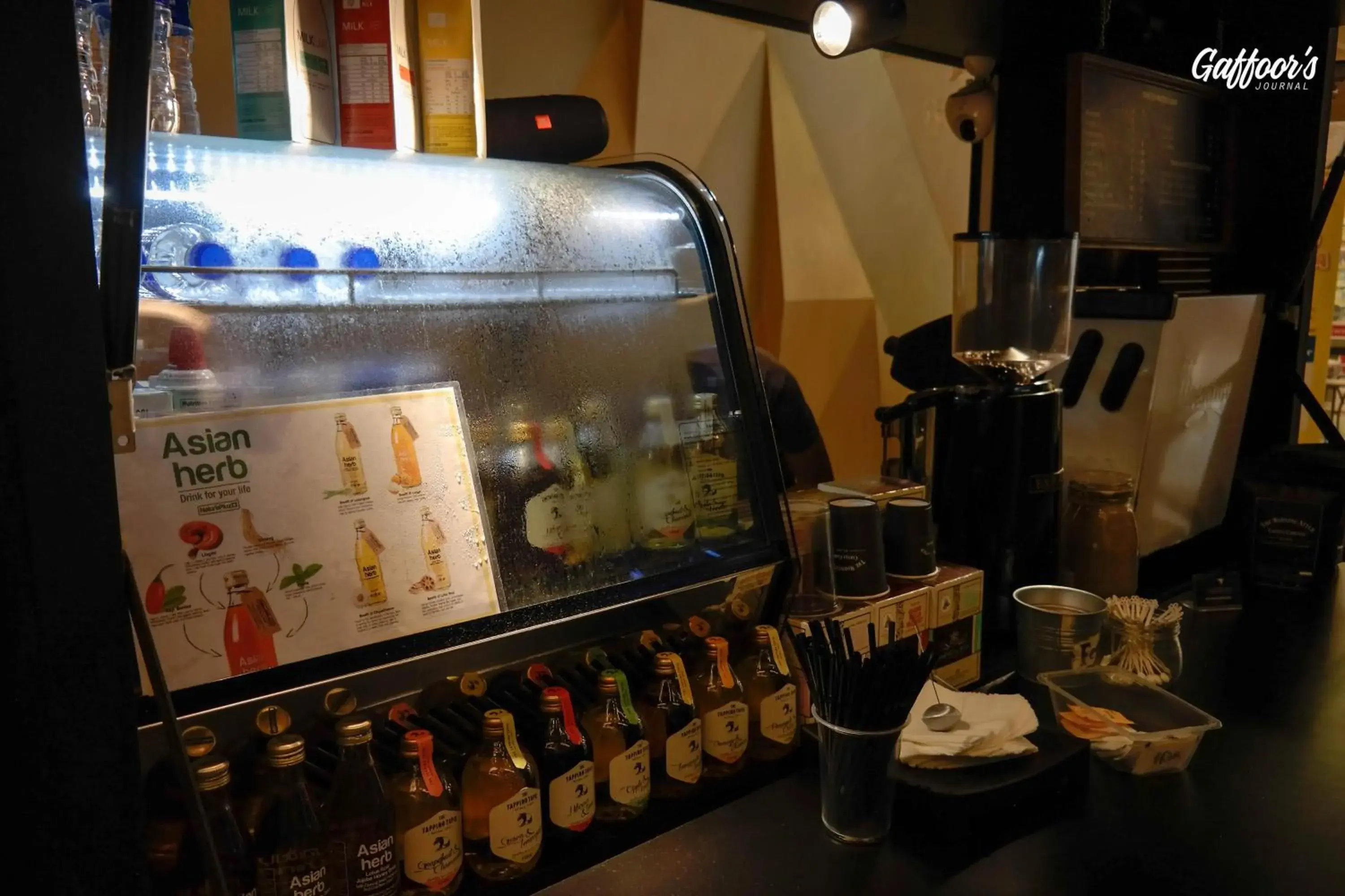 Restaurant/places to eat in Resort Hostel In City Restaurant/places to eat in Resort Hostel In City