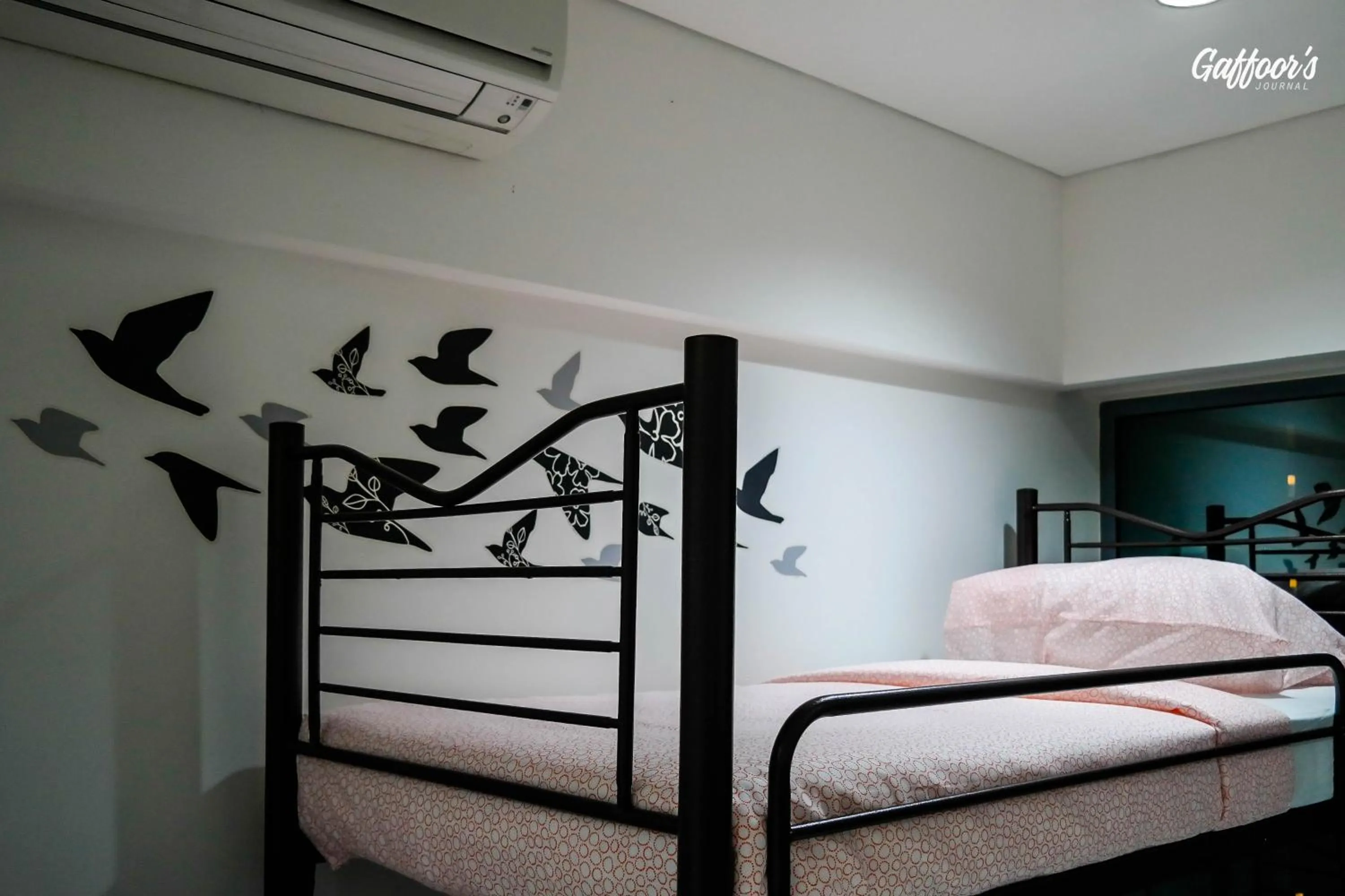 bunk bed in Resort Hostel In City